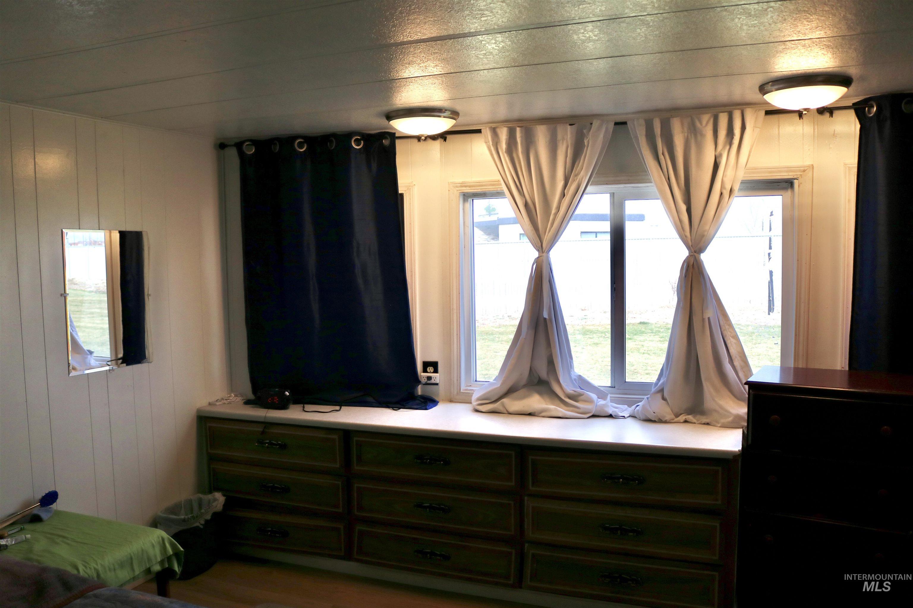 1410 Flamingo, Nampa, Idaho 83651, 2 Bedrooms, 2 Bathrooms, Residential For Sale, Price $69,900,MLS 98968784