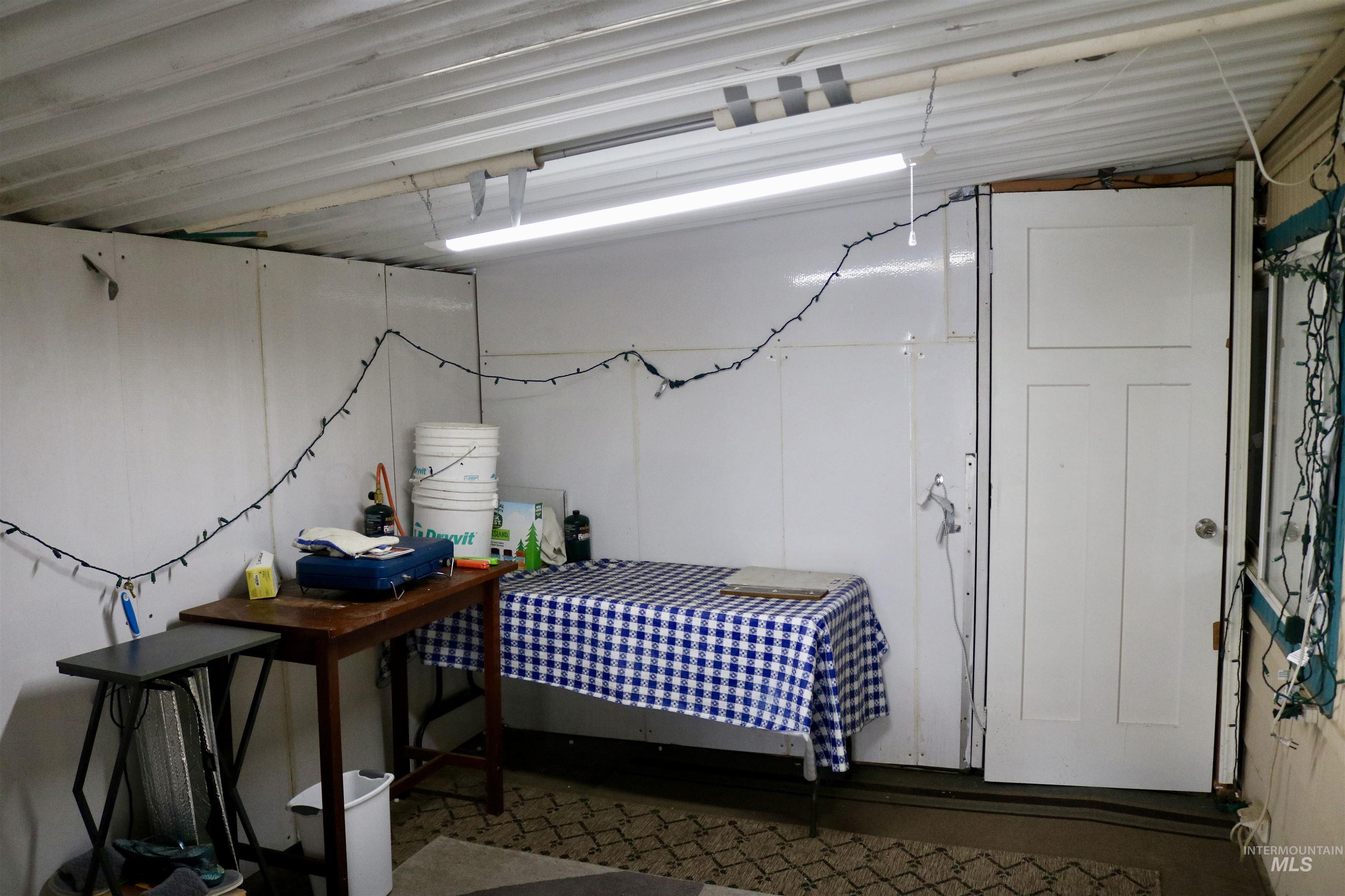 1410 Flamingo, Nampa, Idaho 83651, 2 Bedrooms, 2 Bathrooms, Residential For Sale, Price $69,900,MLS 98968784