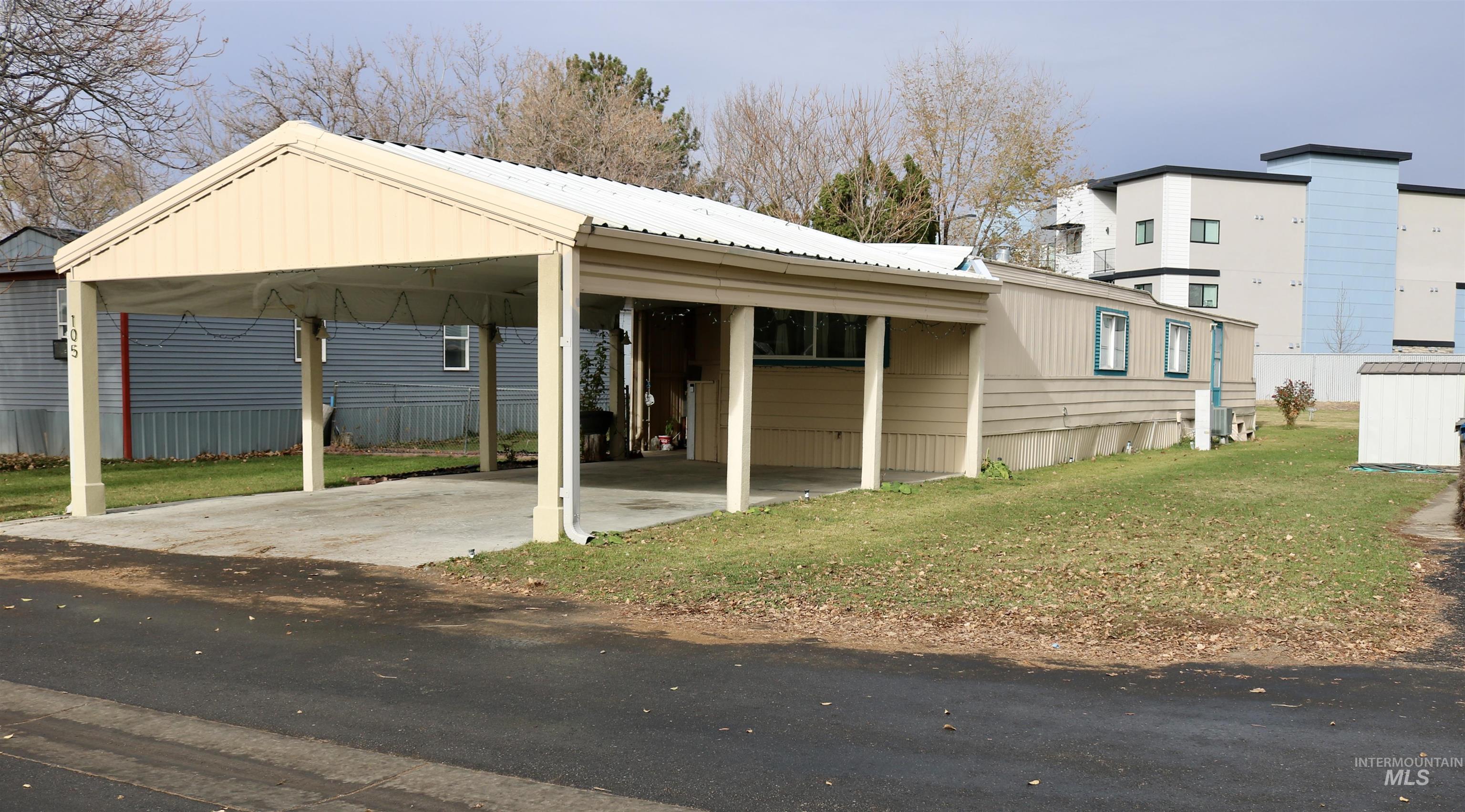 1410 Flamingo, Nampa, Idaho 83651, 2 Bedrooms, 2 Bathrooms, Residential For Sale, Price $69,900,MLS 98968784