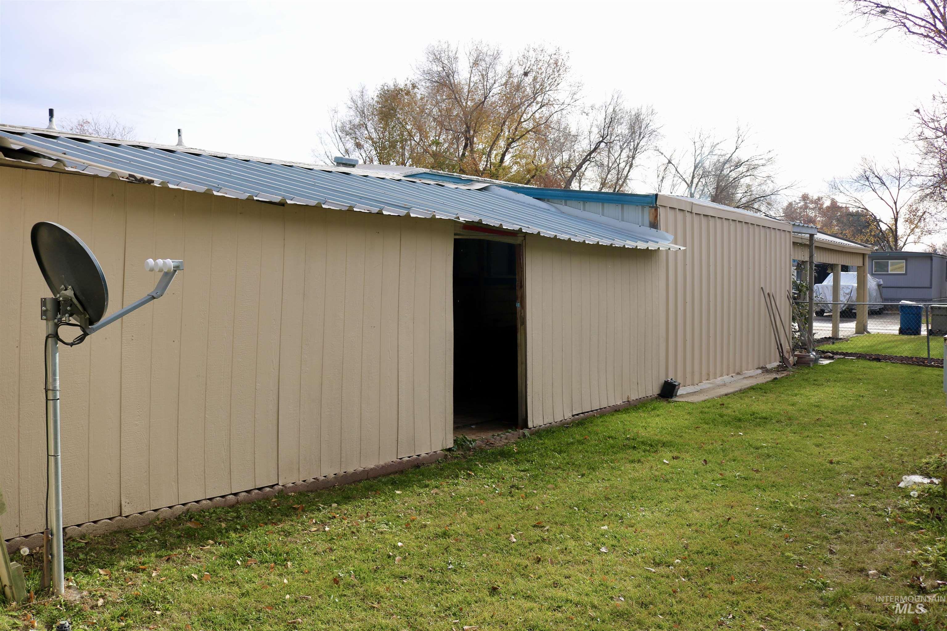 1410 Flamingo, Nampa, Idaho 83651, 2 Bedrooms, 2 Bathrooms, Residential For Sale, Price $69,900,MLS 98968784