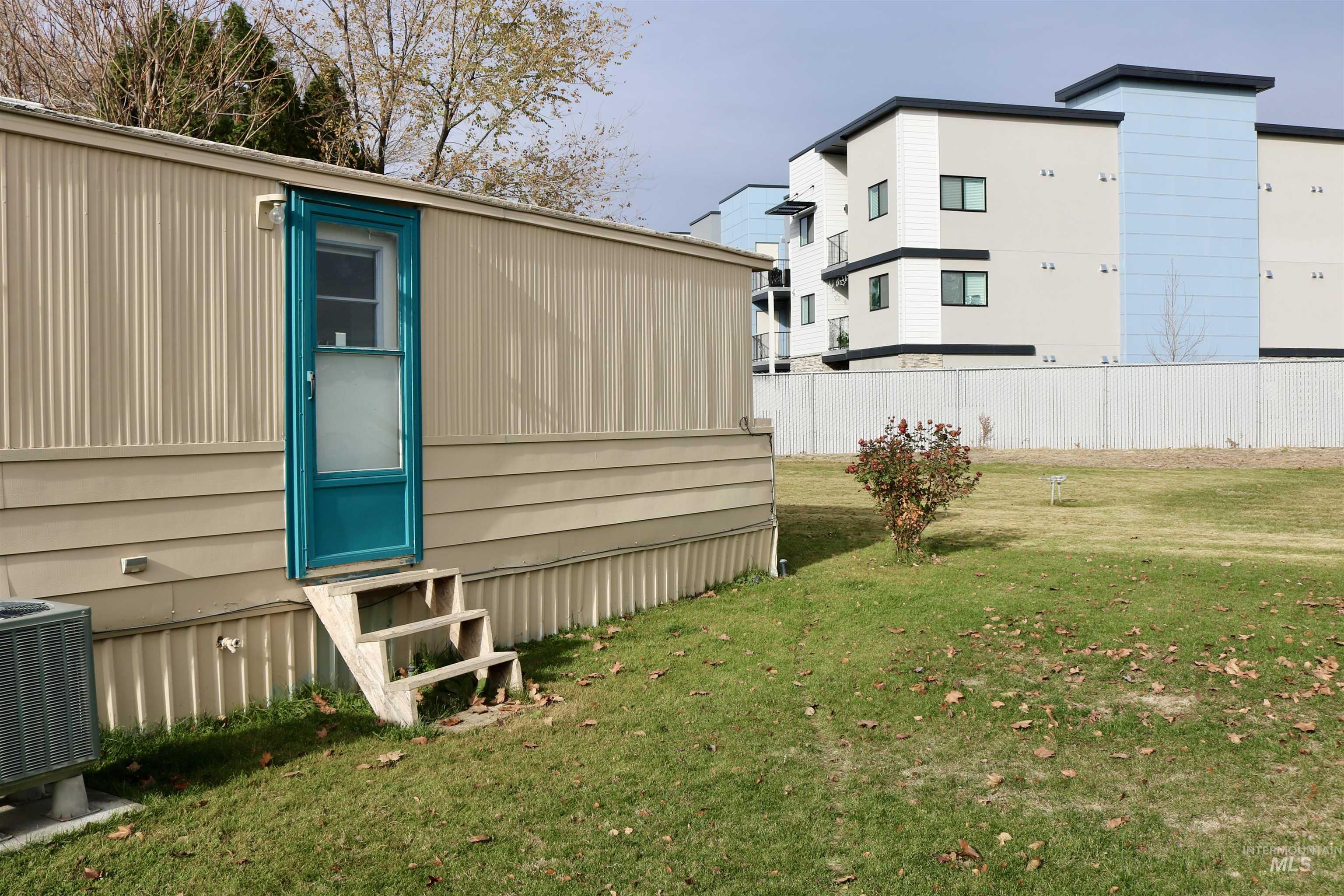 1410 Flamingo, Nampa, Idaho 83651, 2 Bedrooms, 2 Bathrooms, Residential For Sale, Price $69,900,MLS 98968784