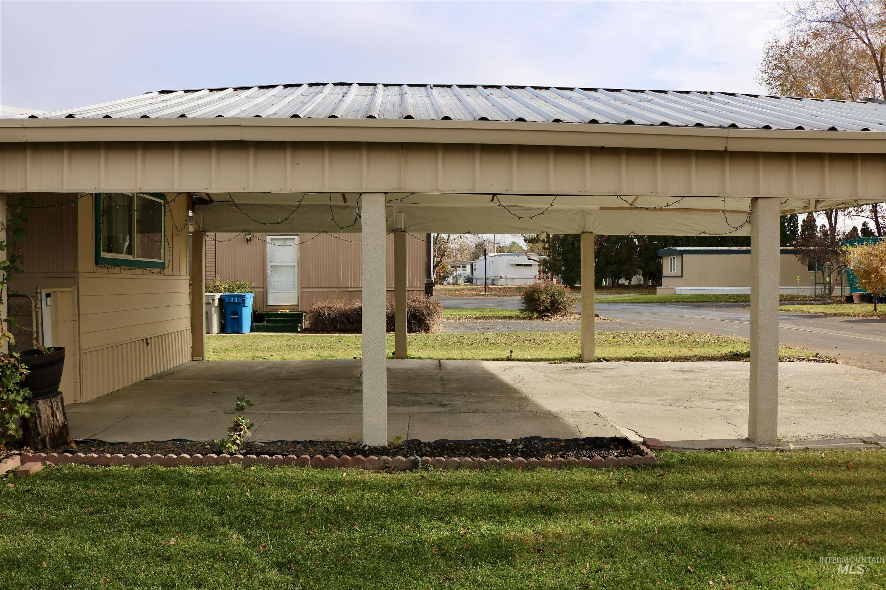 1410 Flamingo, Nampa, Idaho 83651, 2 Bedrooms, 2 Bathrooms, Residential For Sale, Price $69,900,MLS 98968784