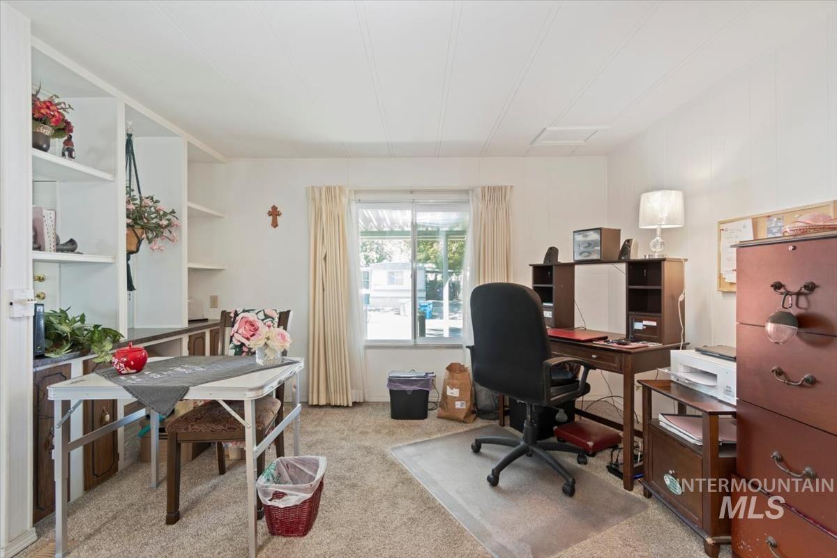 275 N Checola Cir, Boise, Idaho 83713-8004, 2 Bedrooms, 2 Bathrooms, Residential For Sale, Price $120,000,MLS 98968786