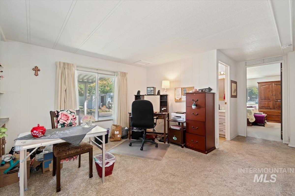 275 N Checola Cir, Boise, Idaho 83713-8004, 2 Bedrooms, 2 Bathrooms, Residential For Sale, Price $120,000,MLS 98968786