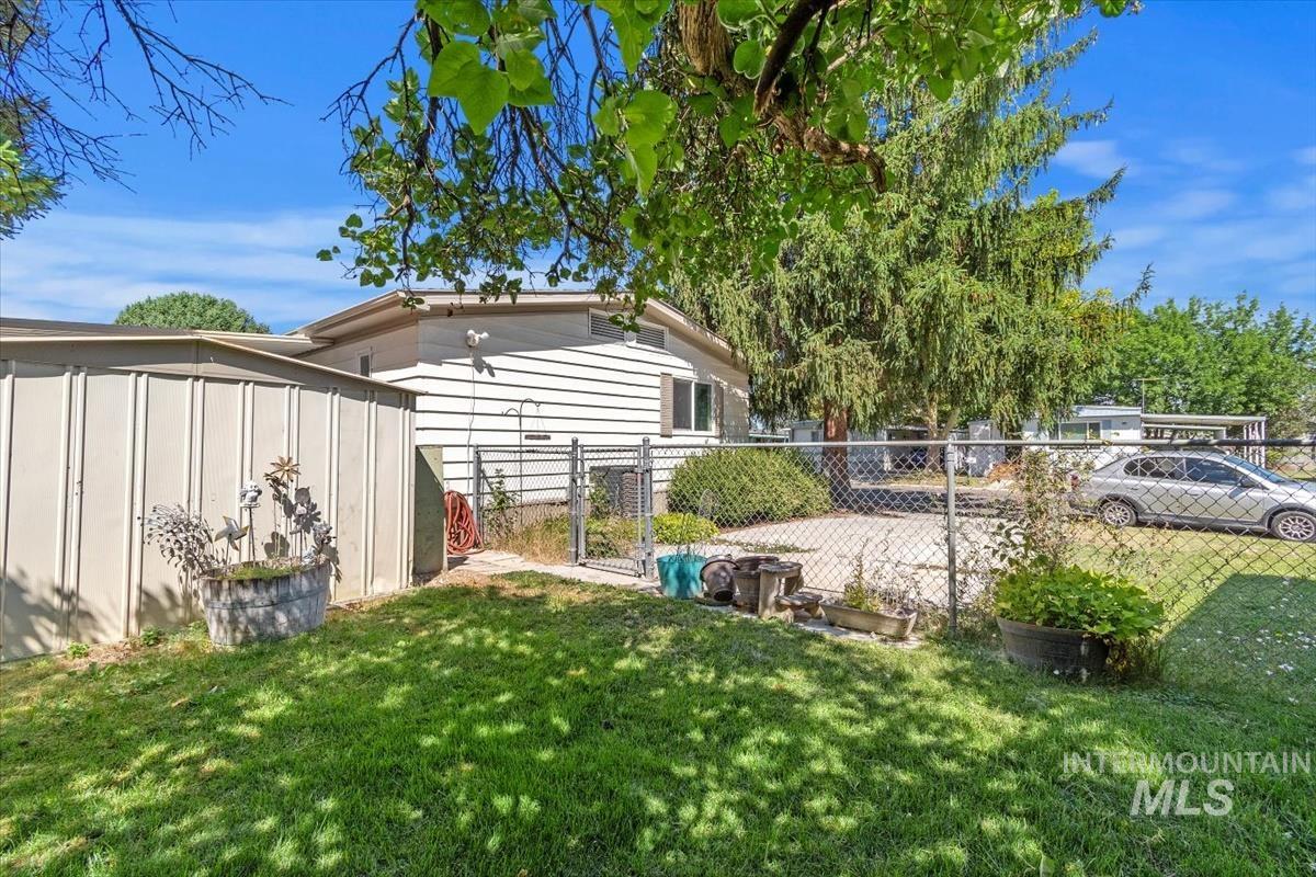 275 N Checola Cir, Boise, Idaho 83713-8004, 2 Bedrooms, 2 Bathrooms, Residential For Sale, Price $120,000,MLS 98968786