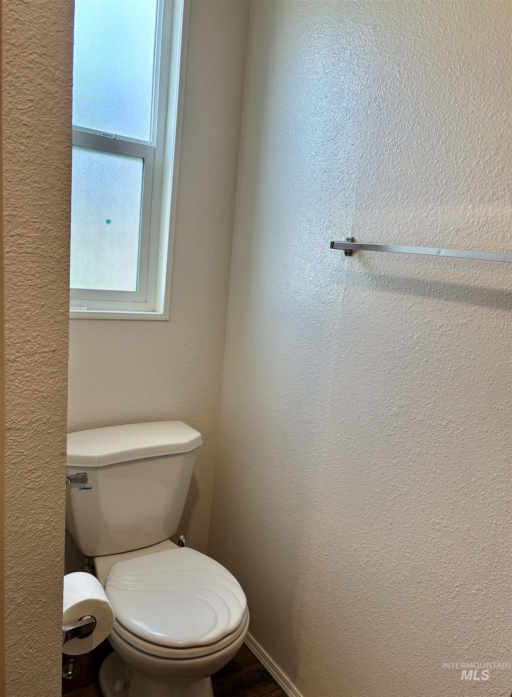 609 N Almon, Moscow, Idaho 83843, 2 Bedrooms, 1 Bathroom, Residential For Sale, Price $82,000,MLS 98968787