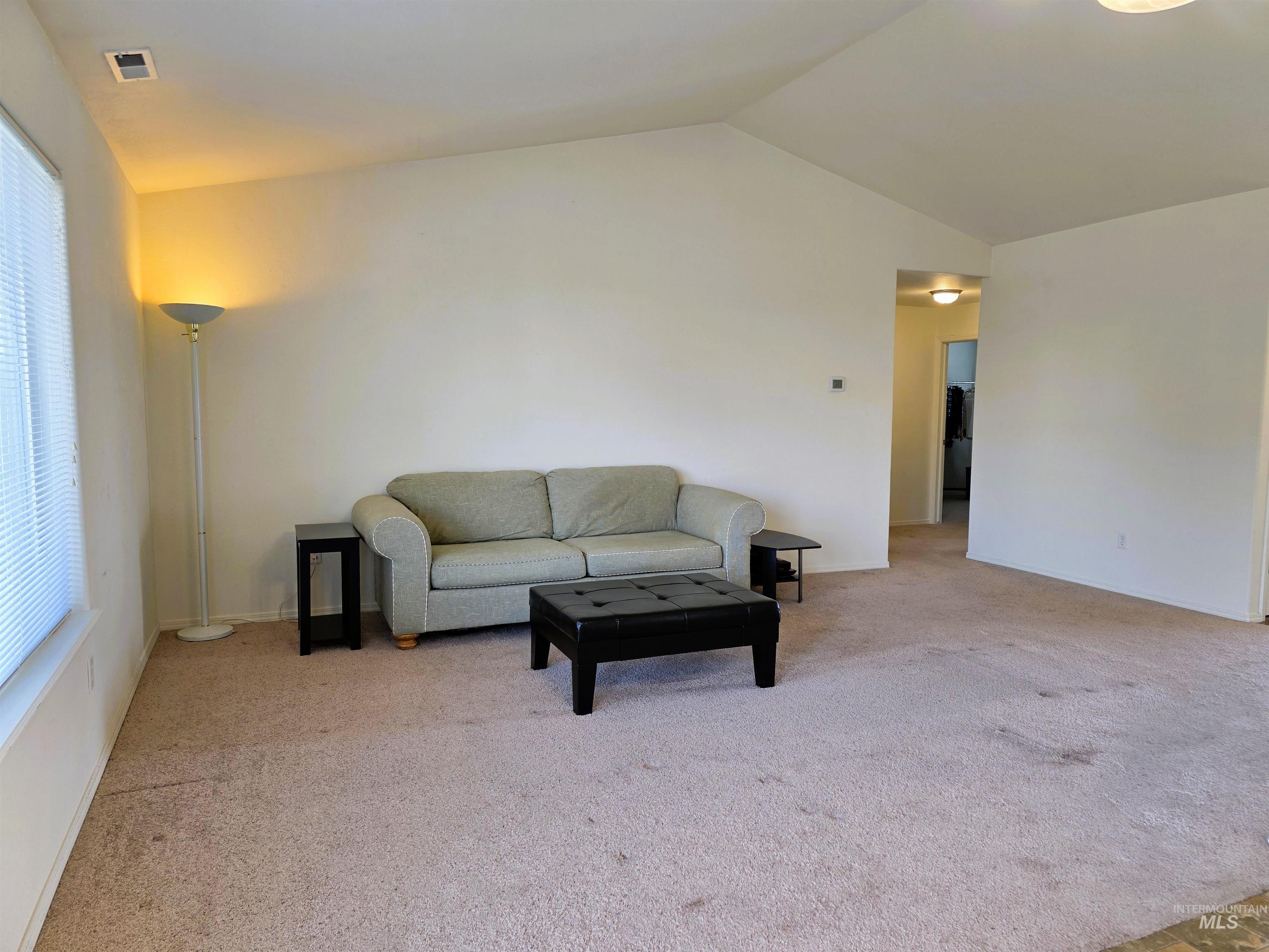 1512 N Elm St, Jerome, Idaho 83338, 3 Bedrooms, 2 Bathrooms, Residential For Sale, Price $310,000,MLS 98968788