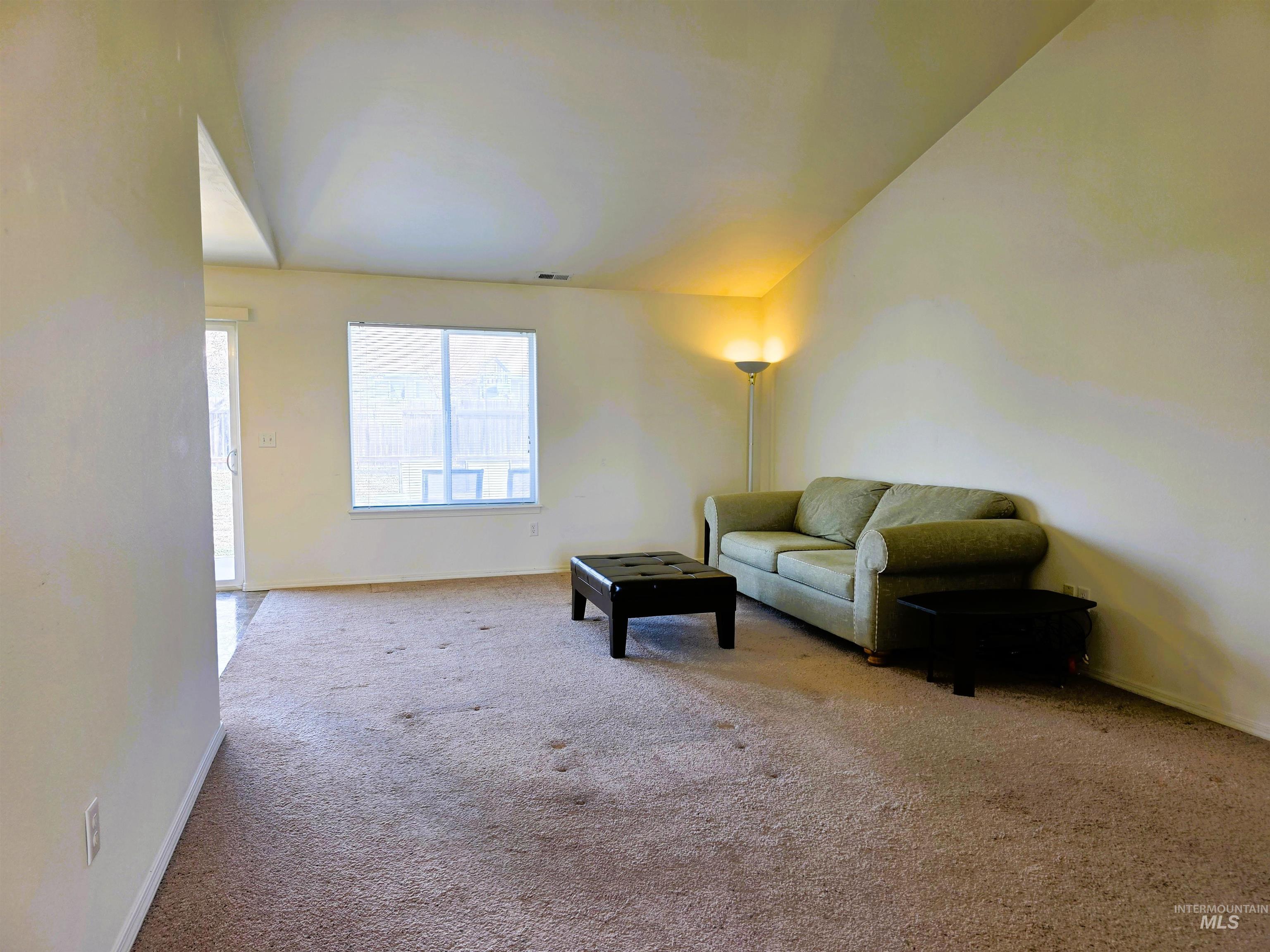 1512 N Elm St, Jerome, Idaho 83338, 3 Bedrooms, 2 Bathrooms, Residential For Sale, Price $310,000,MLS 98968788