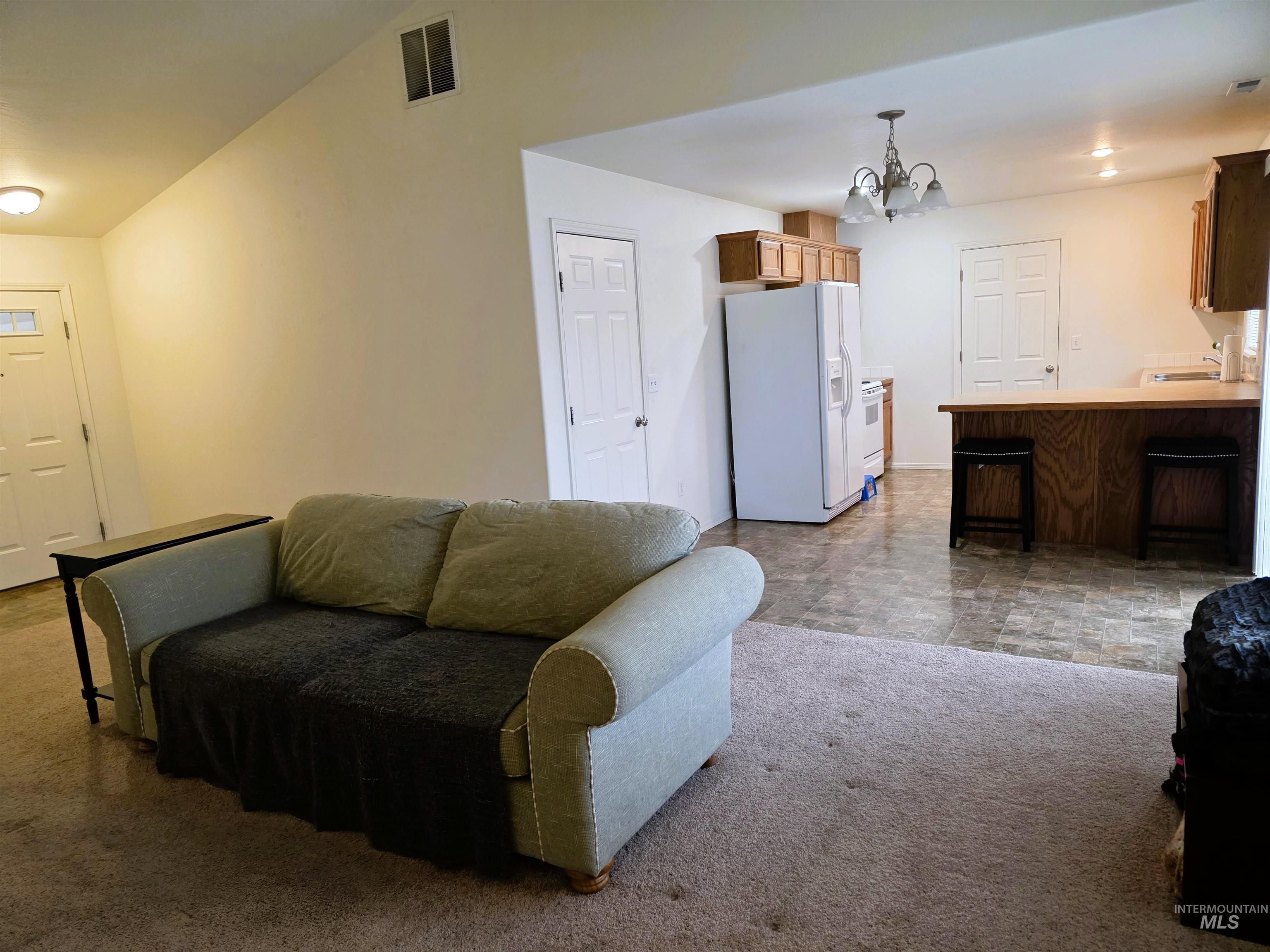 1512 N Elm St, Jerome, Idaho 83338, 3 Bedrooms, 2 Bathrooms, Residential For Sale, Price $310,000,MLS 98968788