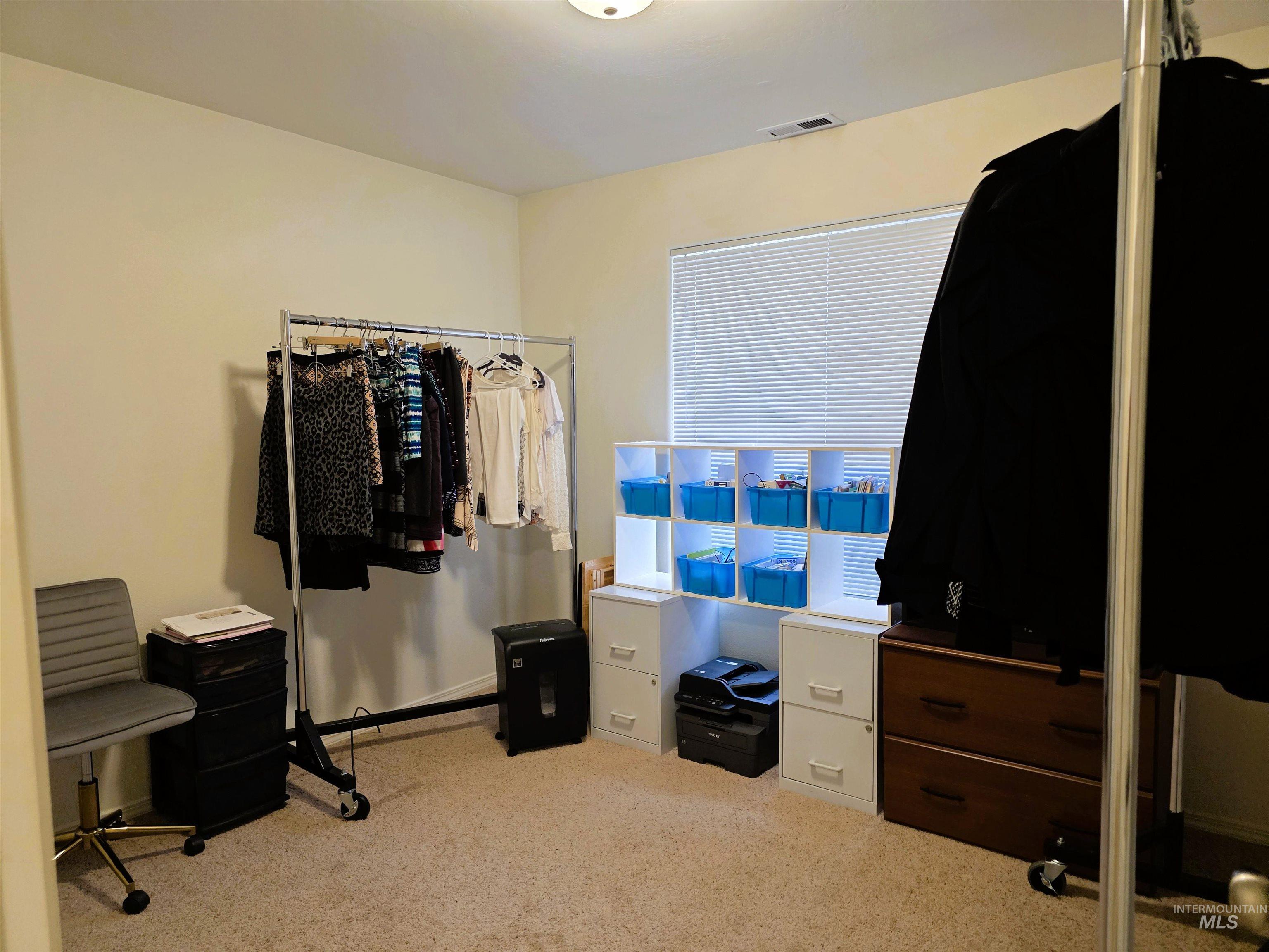 1512 N Elm St, Jerome, Idaho 83338, 3 Bedrooms, 2 Bathrooms, Residential For Sale, Price $310,000,MLS 98968788