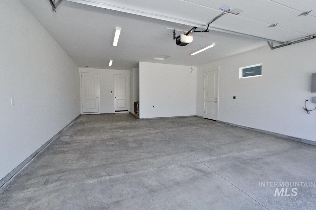 2017 E Brace St, Meridian, Idaho 83642, 3 Bedrooms, 2 Bathrooms, Residential For Sale, Price $624,900,MLS 98968789