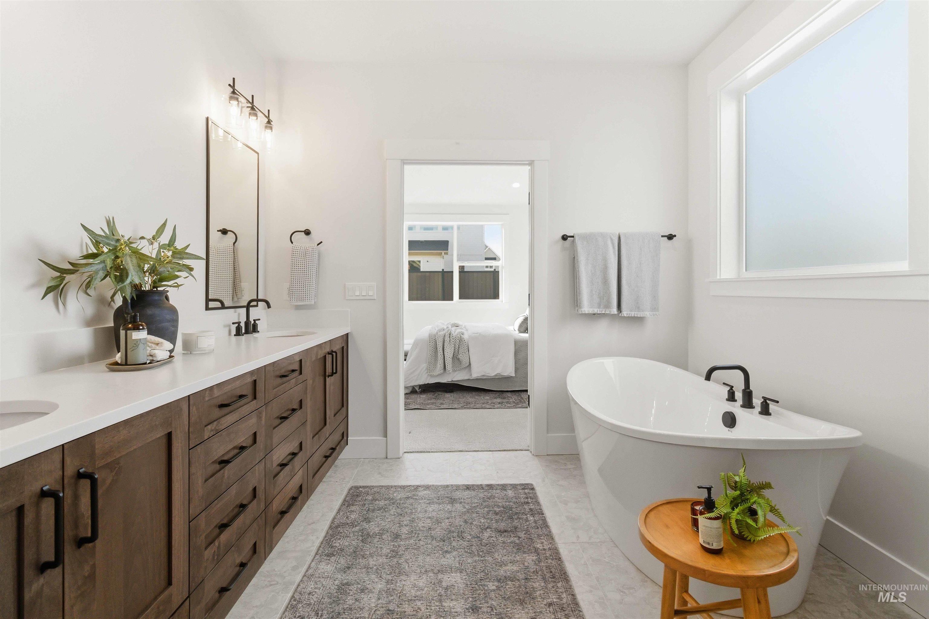 2017 E Brace St, Meridian, Idaho 83642, 3 Bedrooms, 2 Bathrooms, Residential For Sale, Price $624,900,MLS 98968789