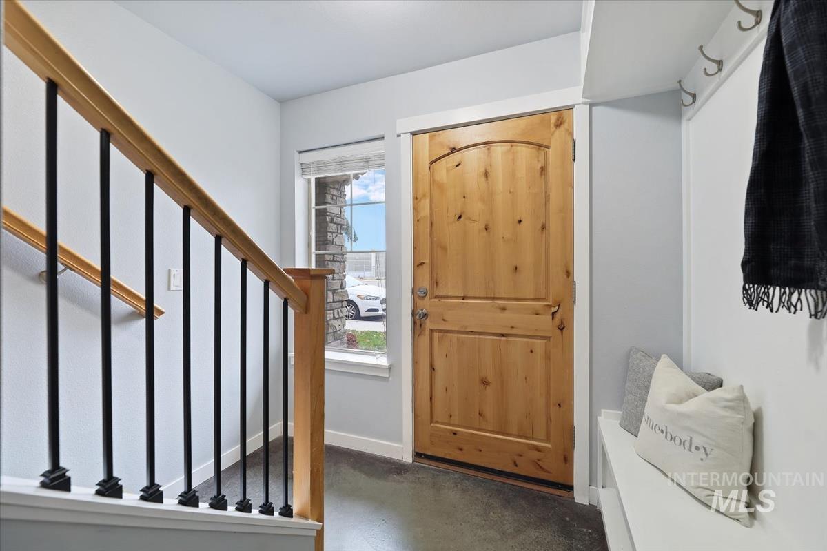 8779 W Pine Valley Ln, Boise, Idaho 83709, 3 Bedrooms, 2.5 Bathrooms, Residential For Sale, Price $339,900,MLS 98968791