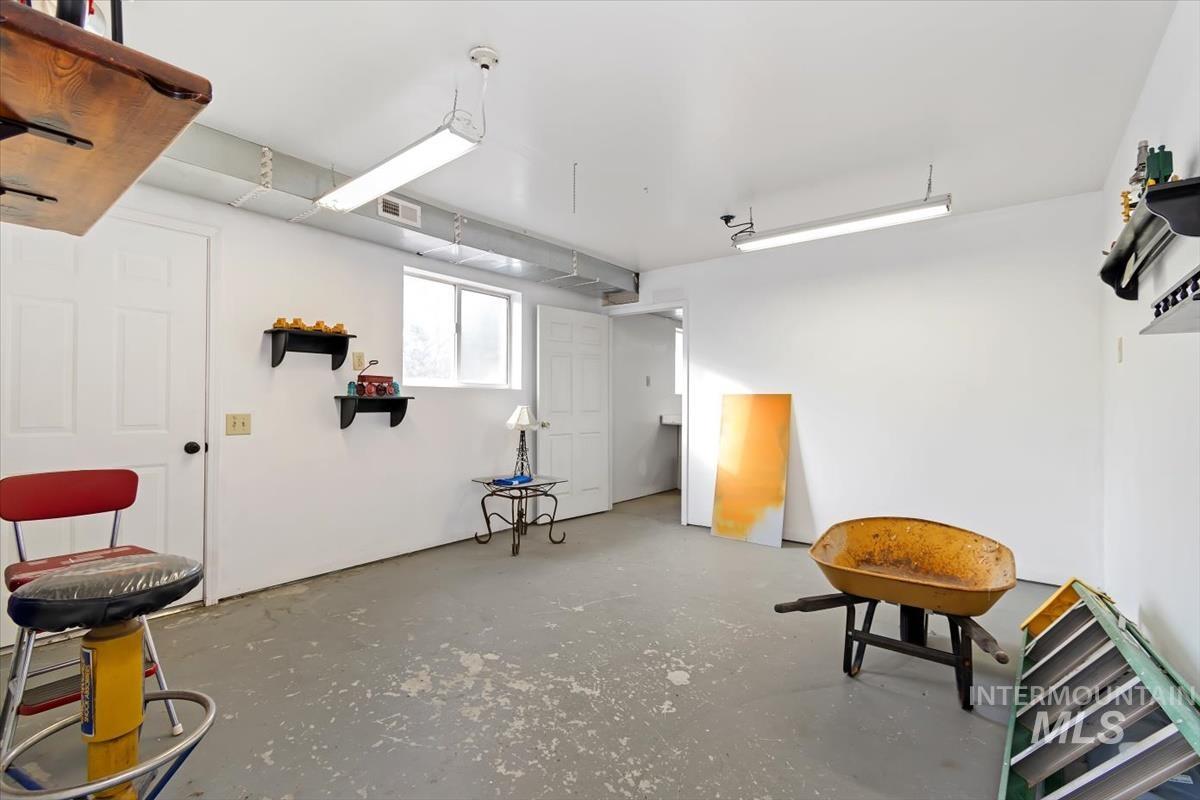 Customer Access from side or front