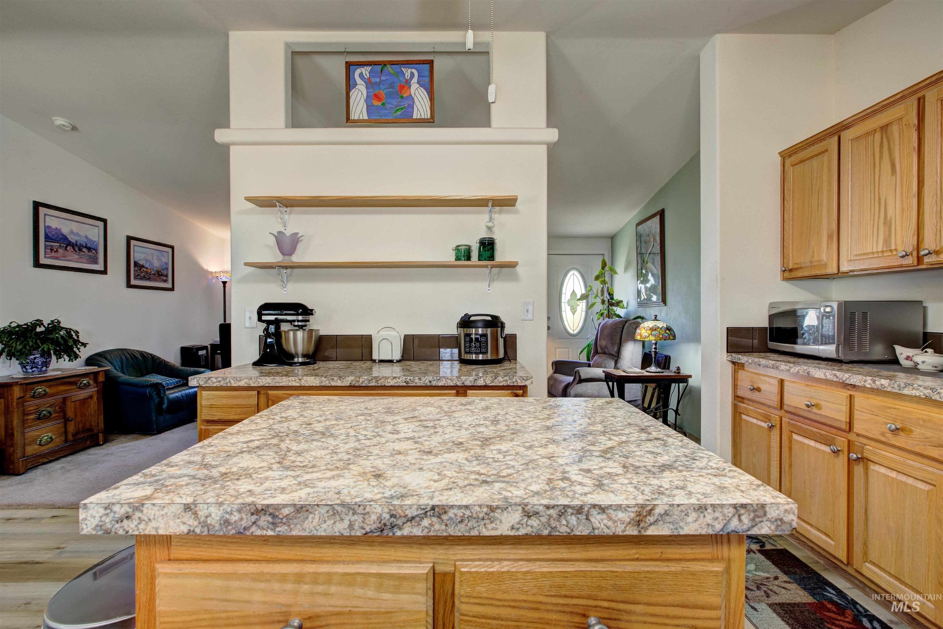 7687 Winter Horses Dr, Middleton, Idaho 83644, 4 Bedrooms, 3 Bathrooms, Residential For Sale, Price $575,000,MLS 98968799