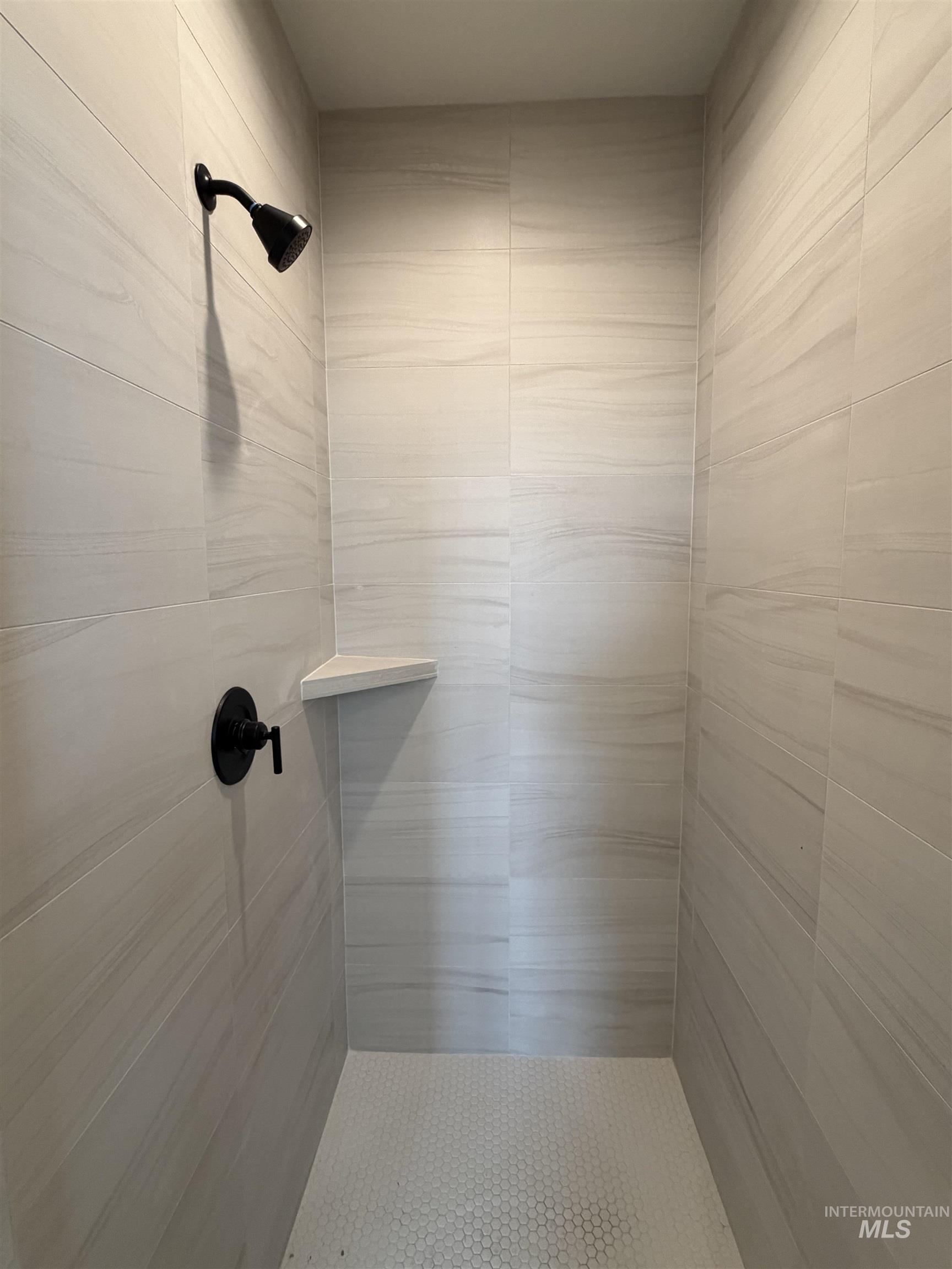 355 S Bumper Way, Boise, Idaho 83716, 3 Bedrooms, 2 Bathrooms, Residential For Sale, Price $524,900, 98968803