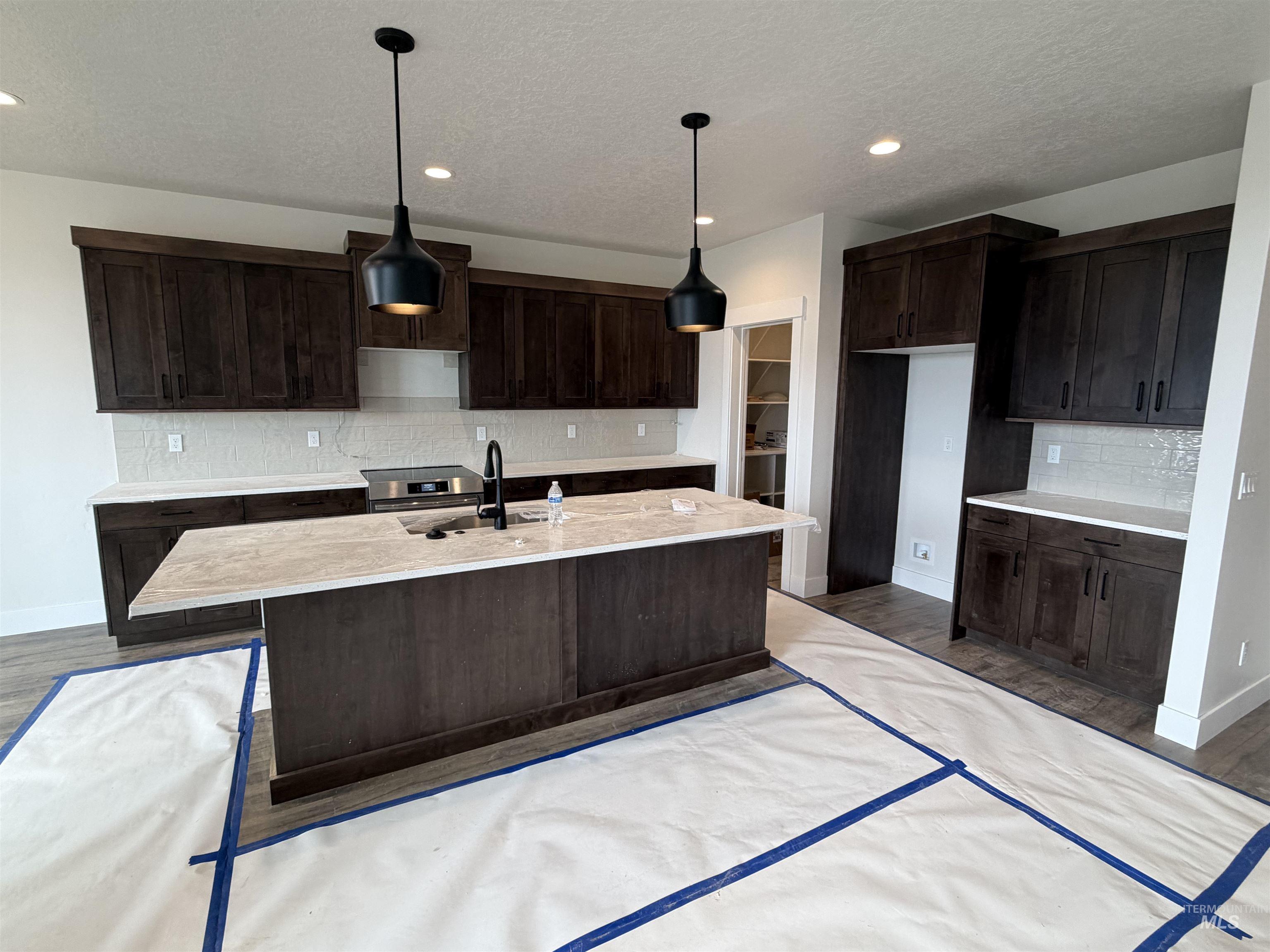 355 S Bumper Way, Boise, Idaho 83716, 3 Bedrooms, 2 Bathrooms, Residential For Sale, Price $524,900, 98968803