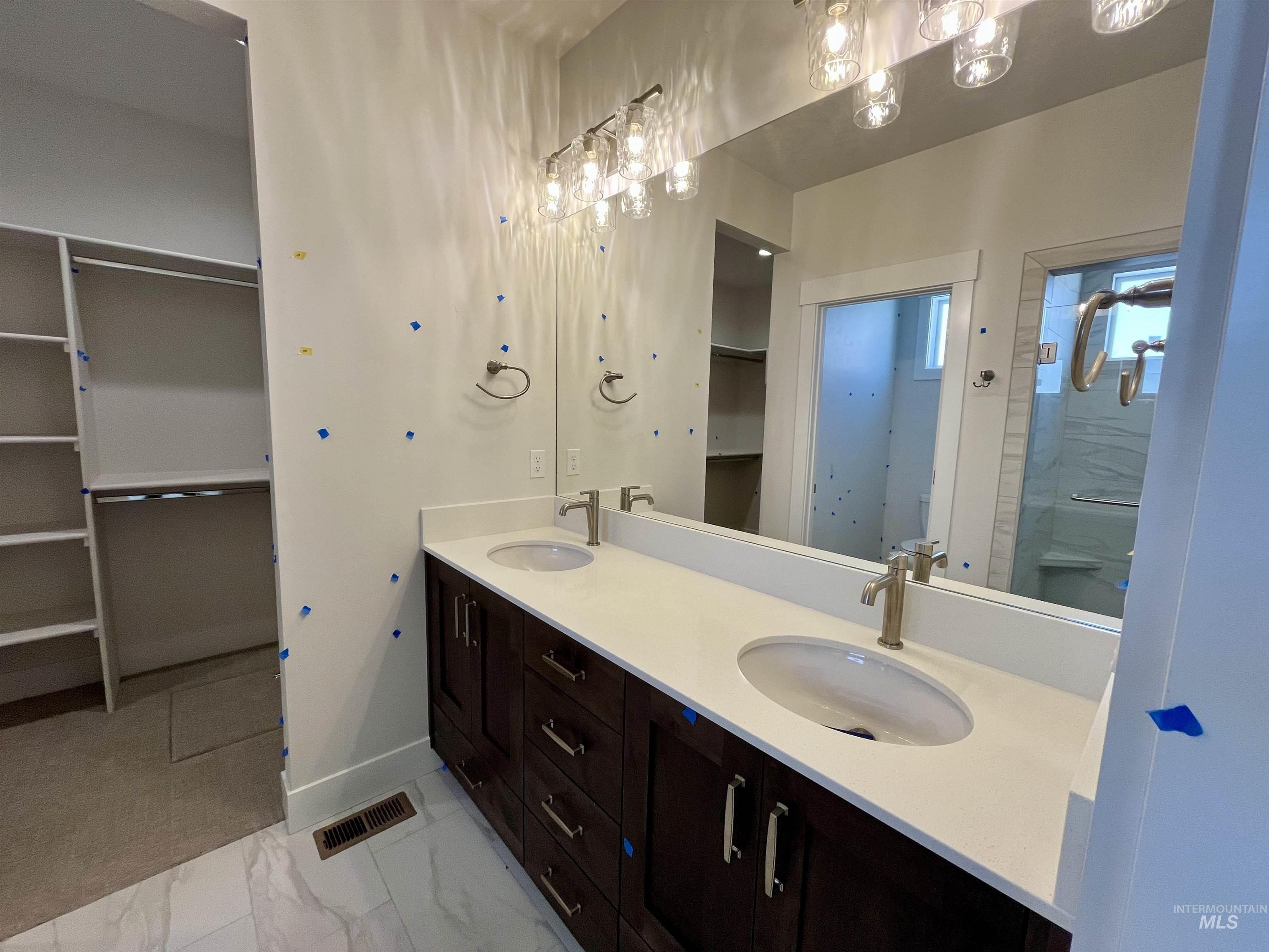 300 E Mayfield Springs Blvd, Boise, Idaho 83716, 3 Bedrooms, 2 Bathrooms, Residential For Sale, Price $459,900, 98968806