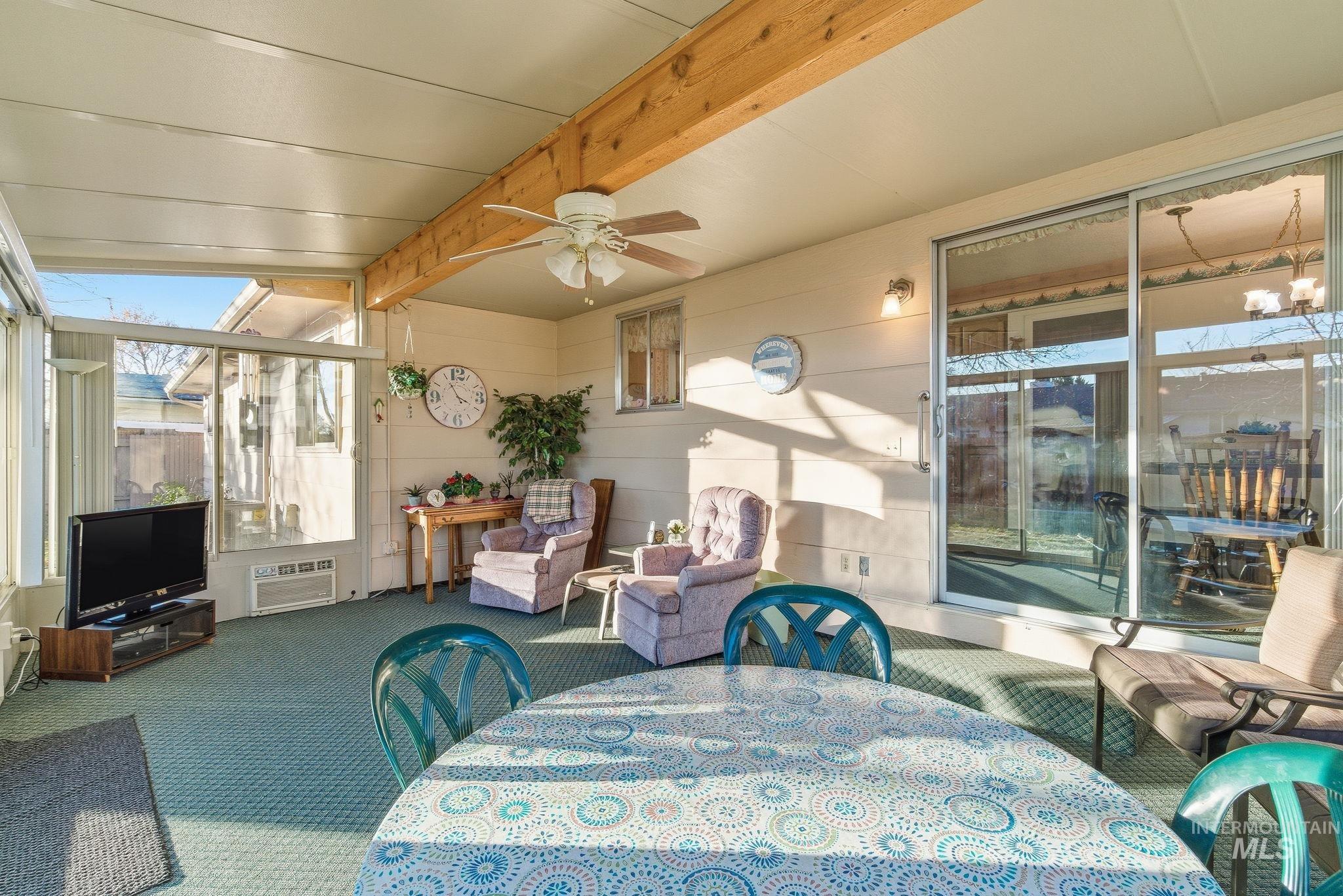 5621 W Centerbrook Dr, Boise, Idaho 83705, 5 Bedrooms, 2 Bathrooms, Residential For Sale, Price $499,000,MLS 98968810