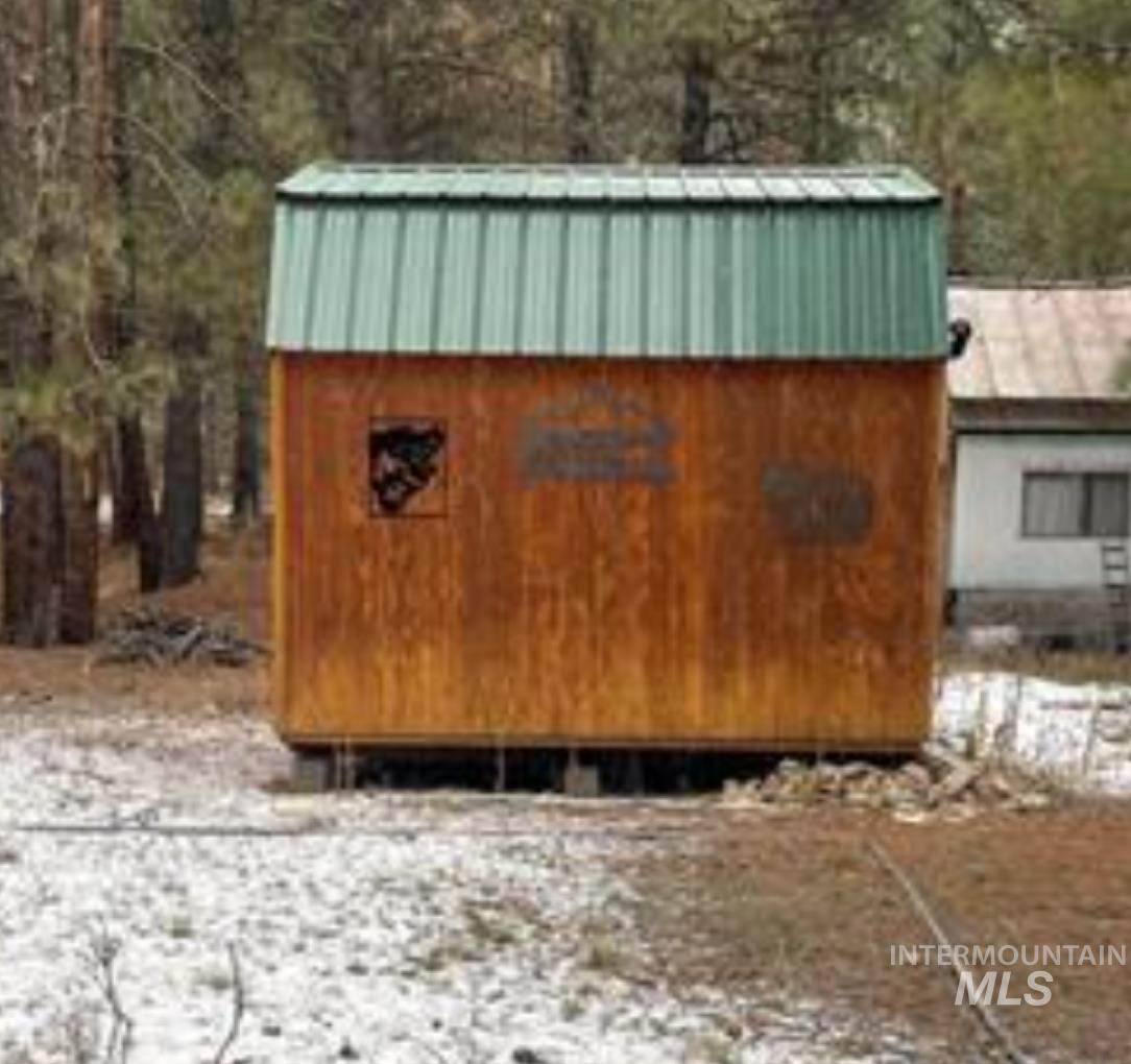 22 Lantz Way, Lowman, Idaho 83637, 2 Bedrooms, 1 Bathroom, Residential For Sale, Price $160,000,MLS 98968812