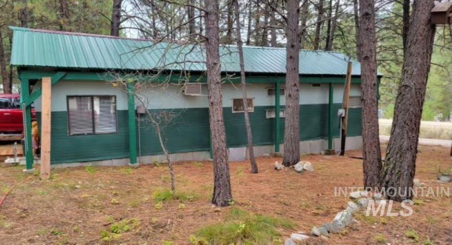 22 Lantz Way, Lowman, Idaho 83637, 2 Bedrooms, 1 Bathroom, Residential For Sale, Price $155,000, 98968812