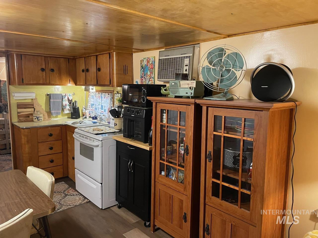 22 Lantz Way, Lowman, Idaho 83637, 2 Bedrooms, 1 Bathroom, Residential For Sale, Price $160,000,MLS 98968812