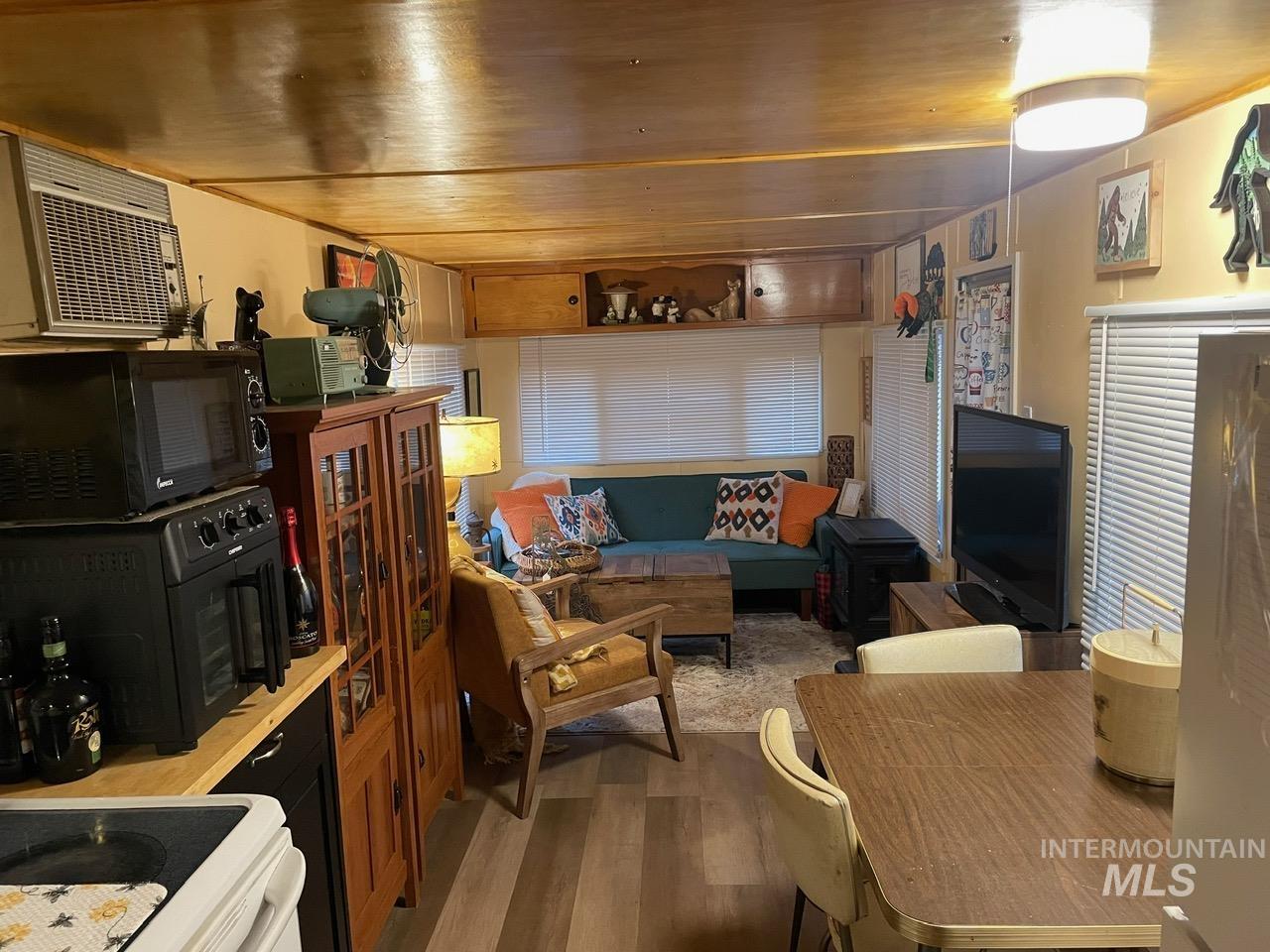 22 Lantz Way, Lowman, Idaho 83637, 2 Bedrooms, 1 Bathroom, Residential For Sale, Price $160,000,MLS 98968812