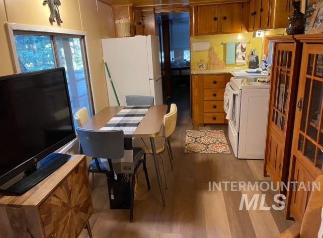 22 Lantz Way, Lowman, Idaho 83637, 1 Bedroom, 1 Bathroom, Residential For Sale, Price $160,000, 98968812