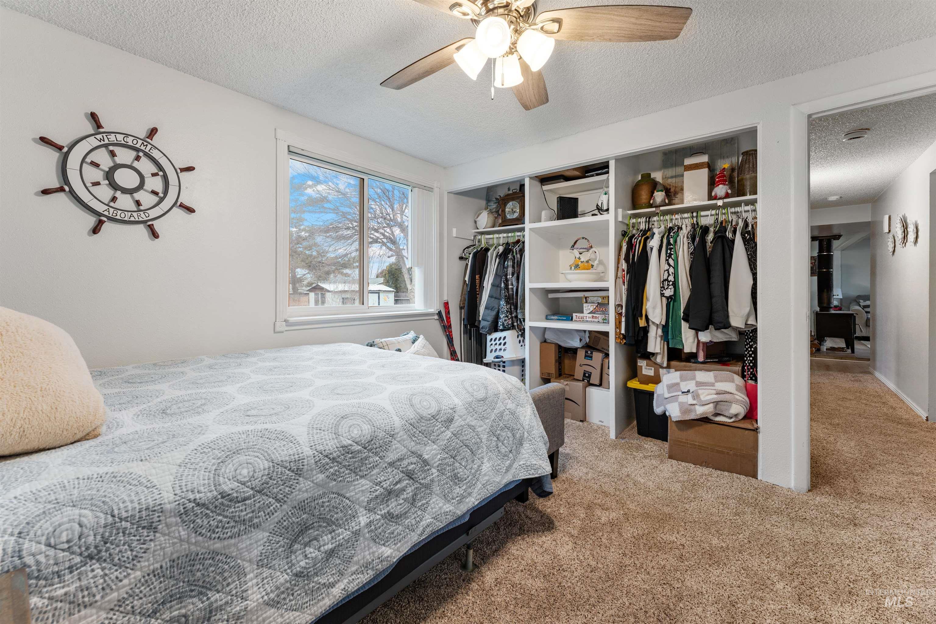 519 Wiseman, Hansen, Idaho 83338, 3 Bedrooms, 1 Bathroom, Residential For Sale, Price $265,000,MLS 98968823