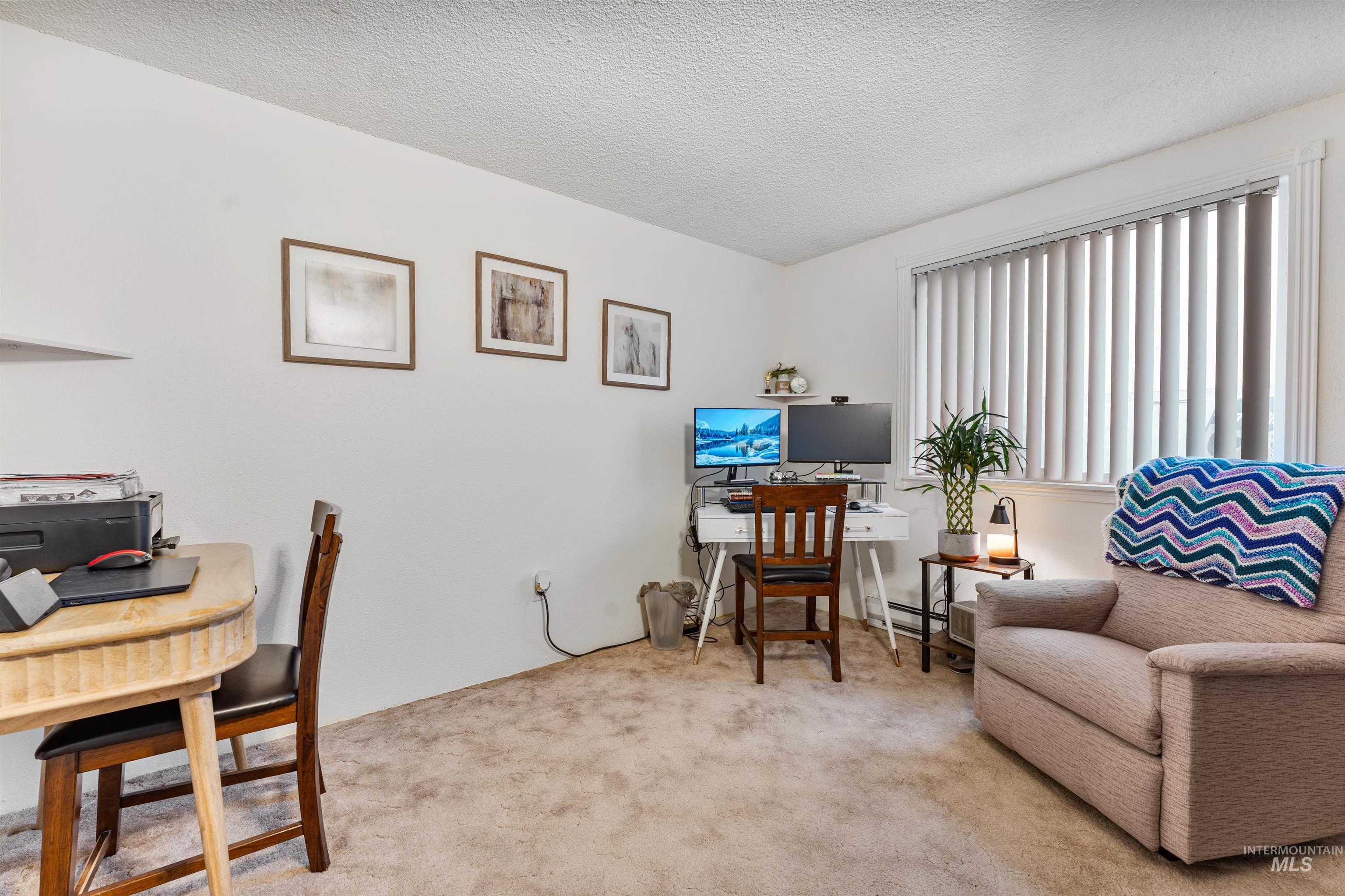 519 Wiseman, Hansen, Idaho 83338, 3 Bedrooms, 1 Bathroom, Residential For Sale, Price $265,000,MLS 98968823