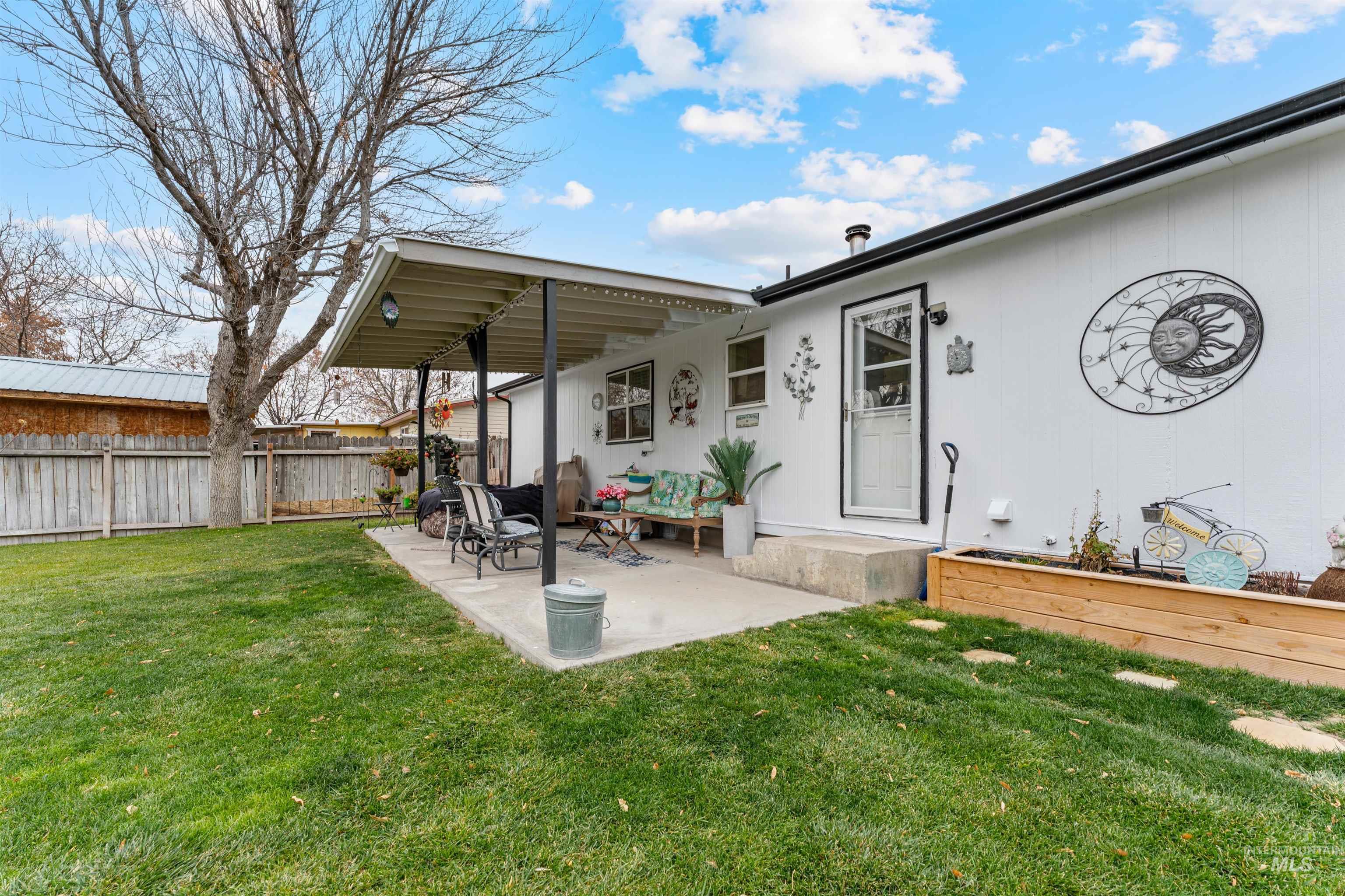 519 Wiseman, Hansen, Idaho 83338, 3 Bedrooms, 1 Bathroom, Residential For Sale, Price $265,000,MLS 98968823