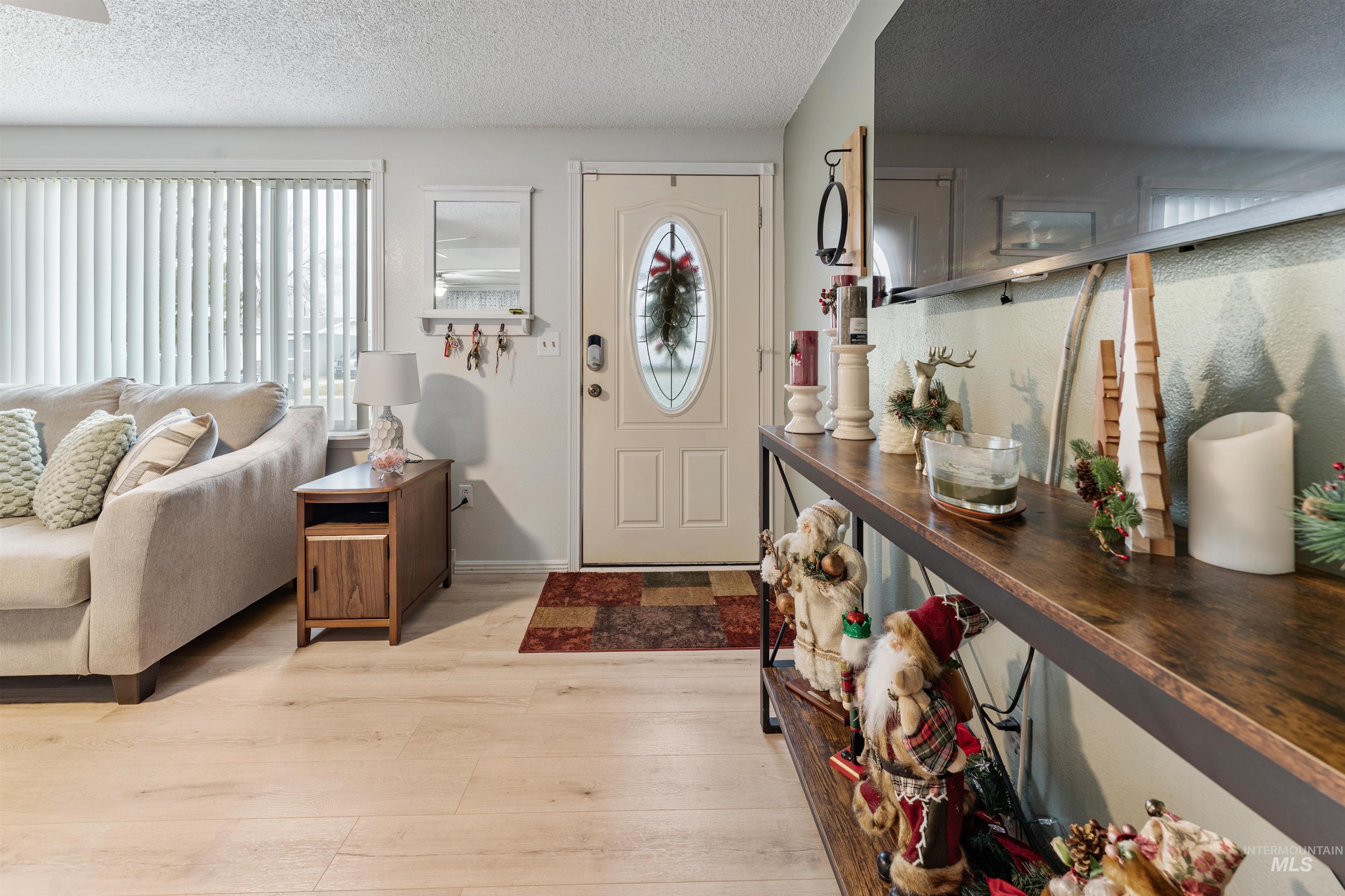 519 Wiseman, Hansen, Idaho 83338, 3 Bedrooms, 1 Bathroom, Residential For Sale, Price $265,000,MLS 98968823