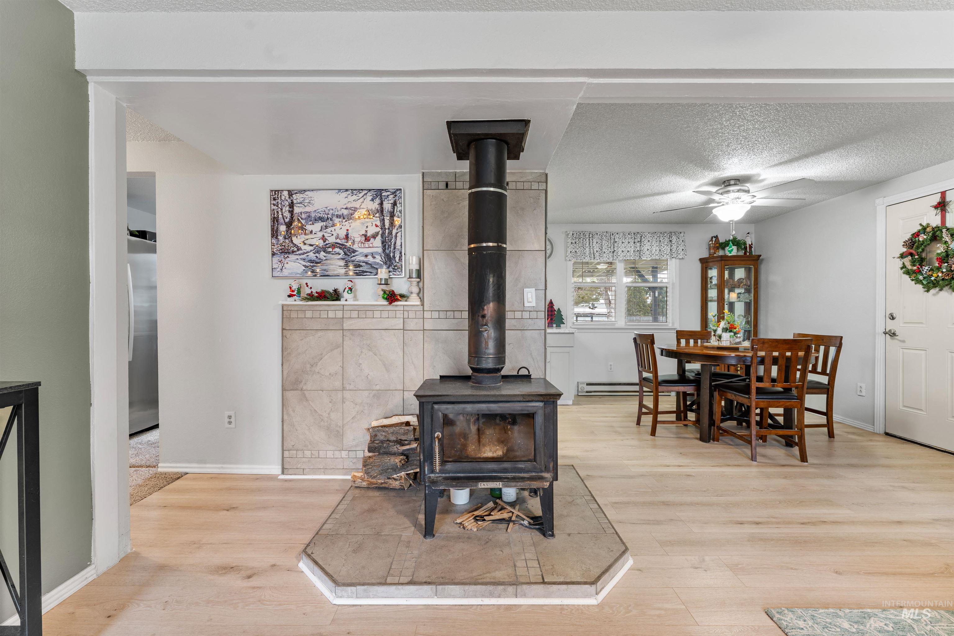 519 Wiseman, Hansen, Idaho 83338, 3 Bedrooms, 1 Bathroom, Residential For Sale, Price $265,000,MLS 98968823