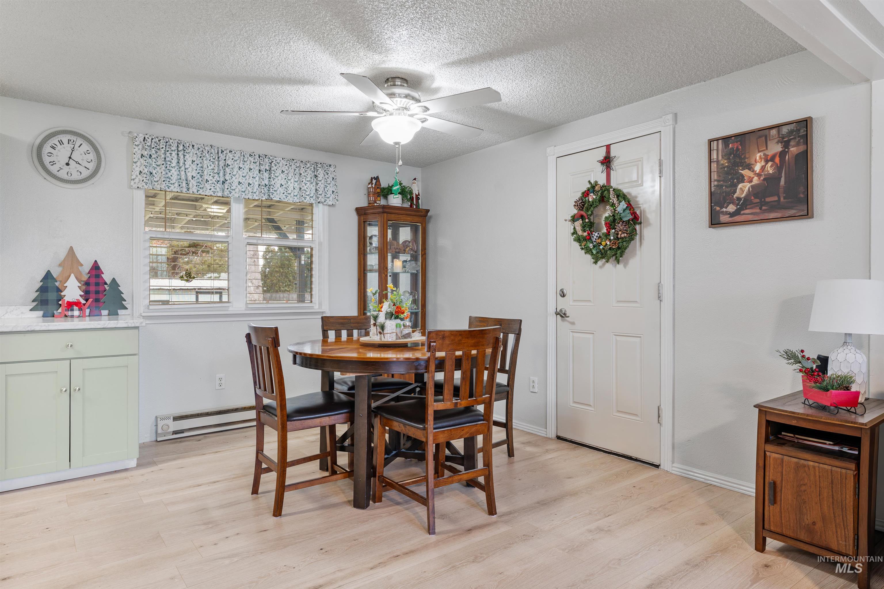 519 Wiseman, Hansen, Idaho 83338, 3 Bedrooms, 1 Bathroom, Residential For Sale, Price $265,000,MLS 98968823