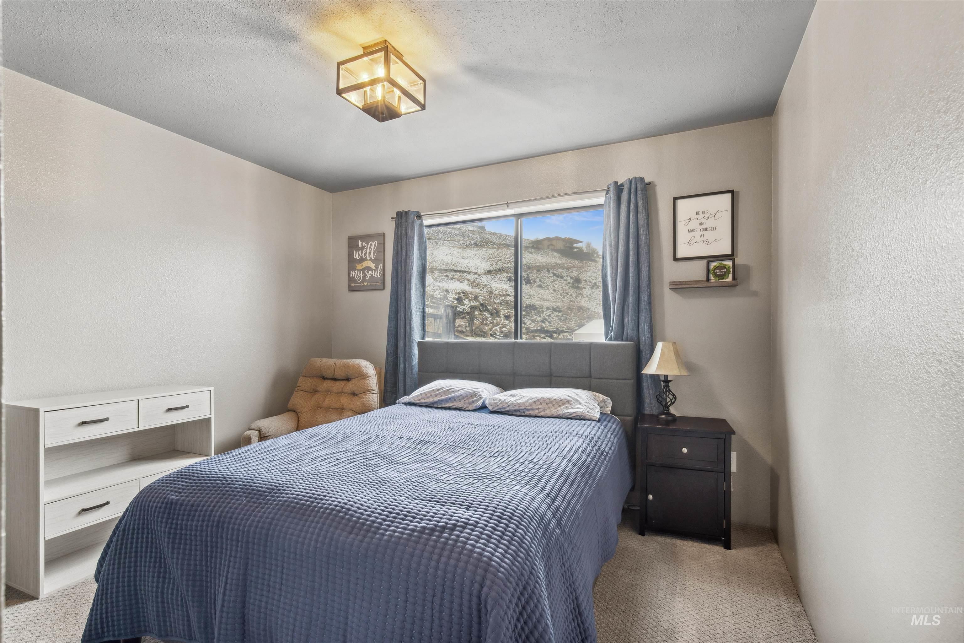 940 Coulter Ln, Clarkston, Washington 99403, 3 Bedrooms, 3 Bathrooms, Residential For Sale, Price $589,000,MLS 98968828