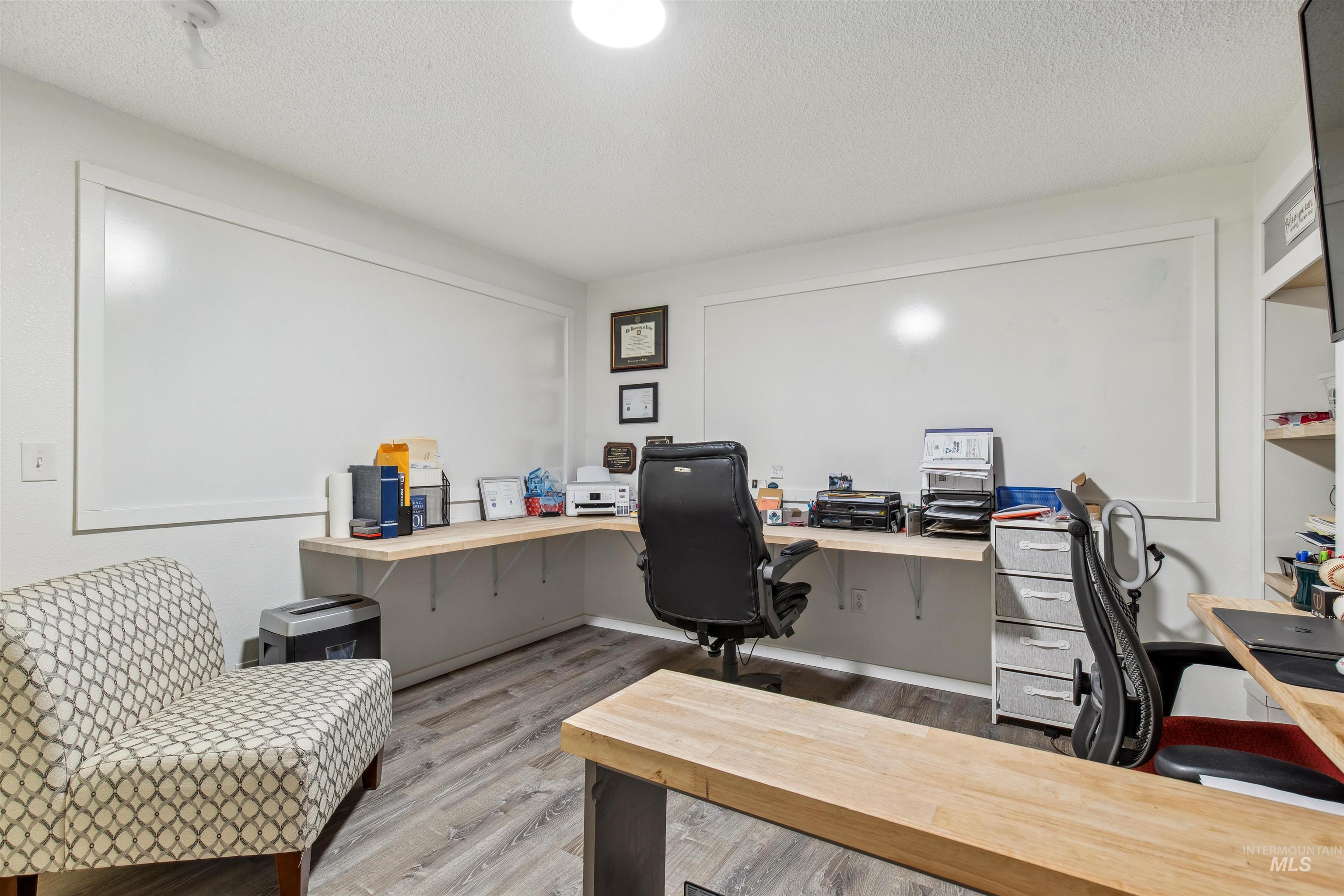 940 Coulter Ln, Clarkston, Washington 99403, 3 Bedrooms, 3 Bathrooms, Residential For Sale, Price $589,000,MLS 98968828