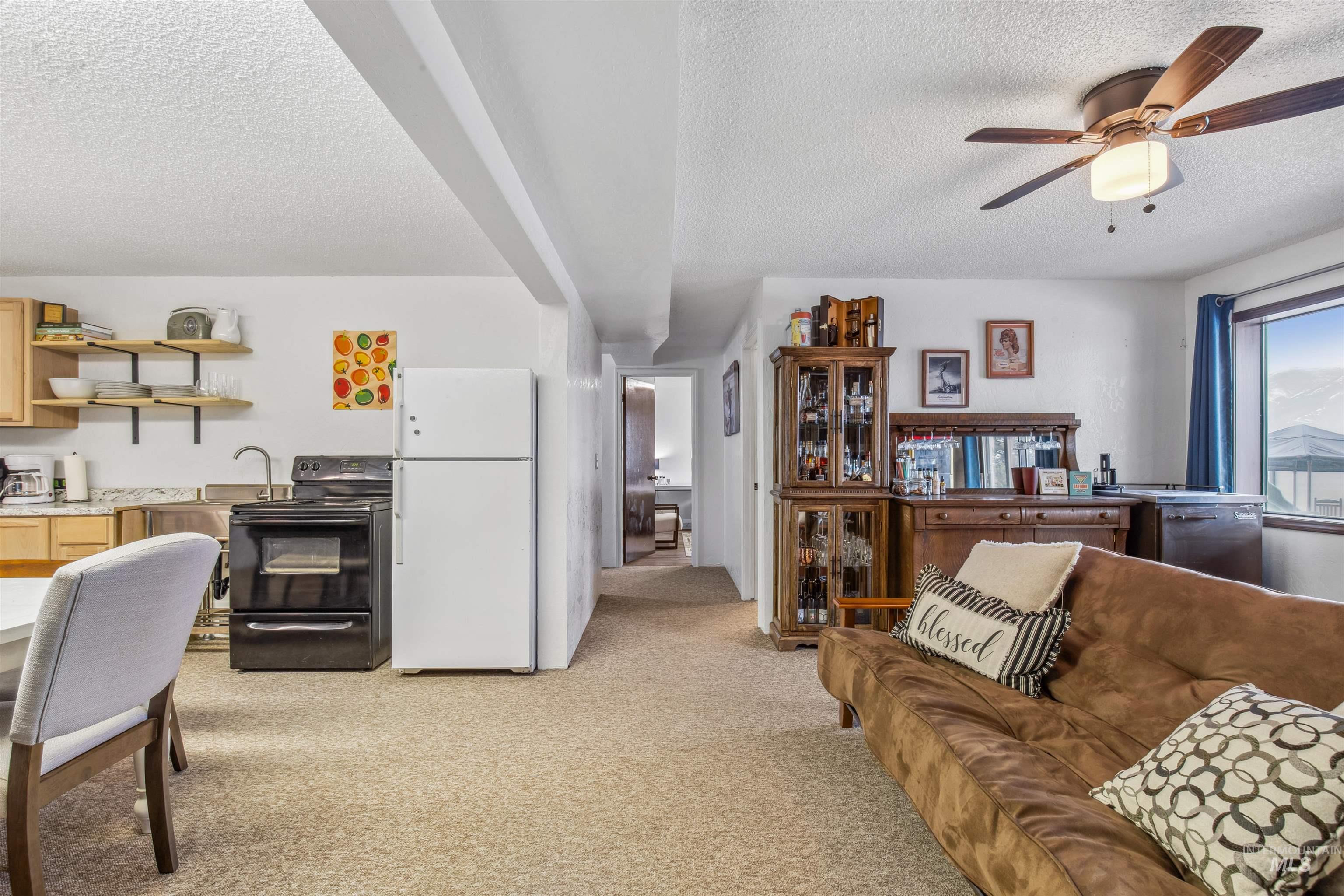 940 Coulter Ln, Clarkston, Washington 99403, 3 Bedrooms, 3 Bathrooms, Residential For Sale, Price $569,000, 98968828