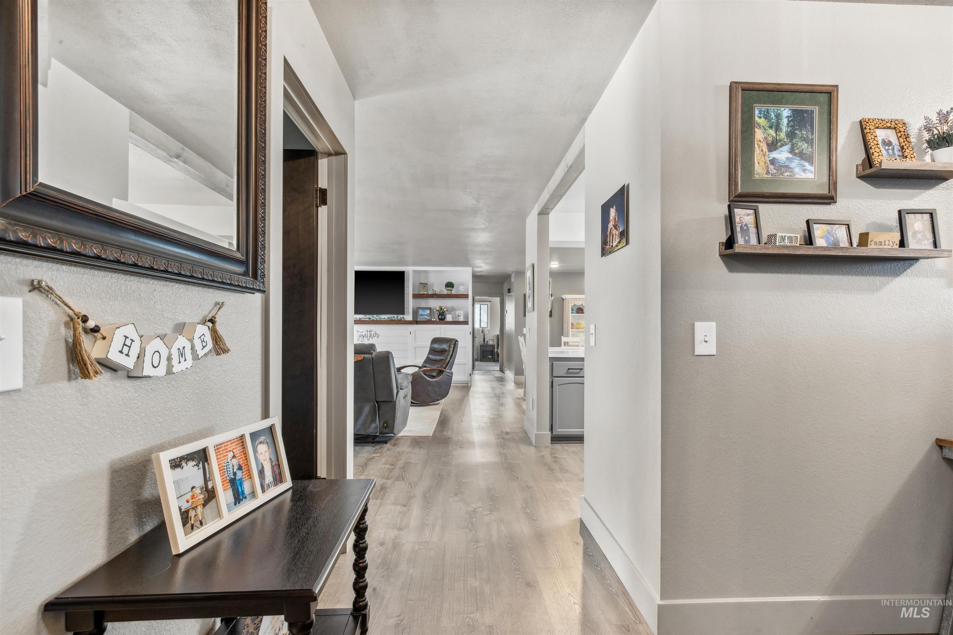 940 Coulter Ln, Clarkston, Washington 99403, 3 Bedrooms, 3 Bathrooms, Residential For Sale, Price $589,000,MLS 98968828