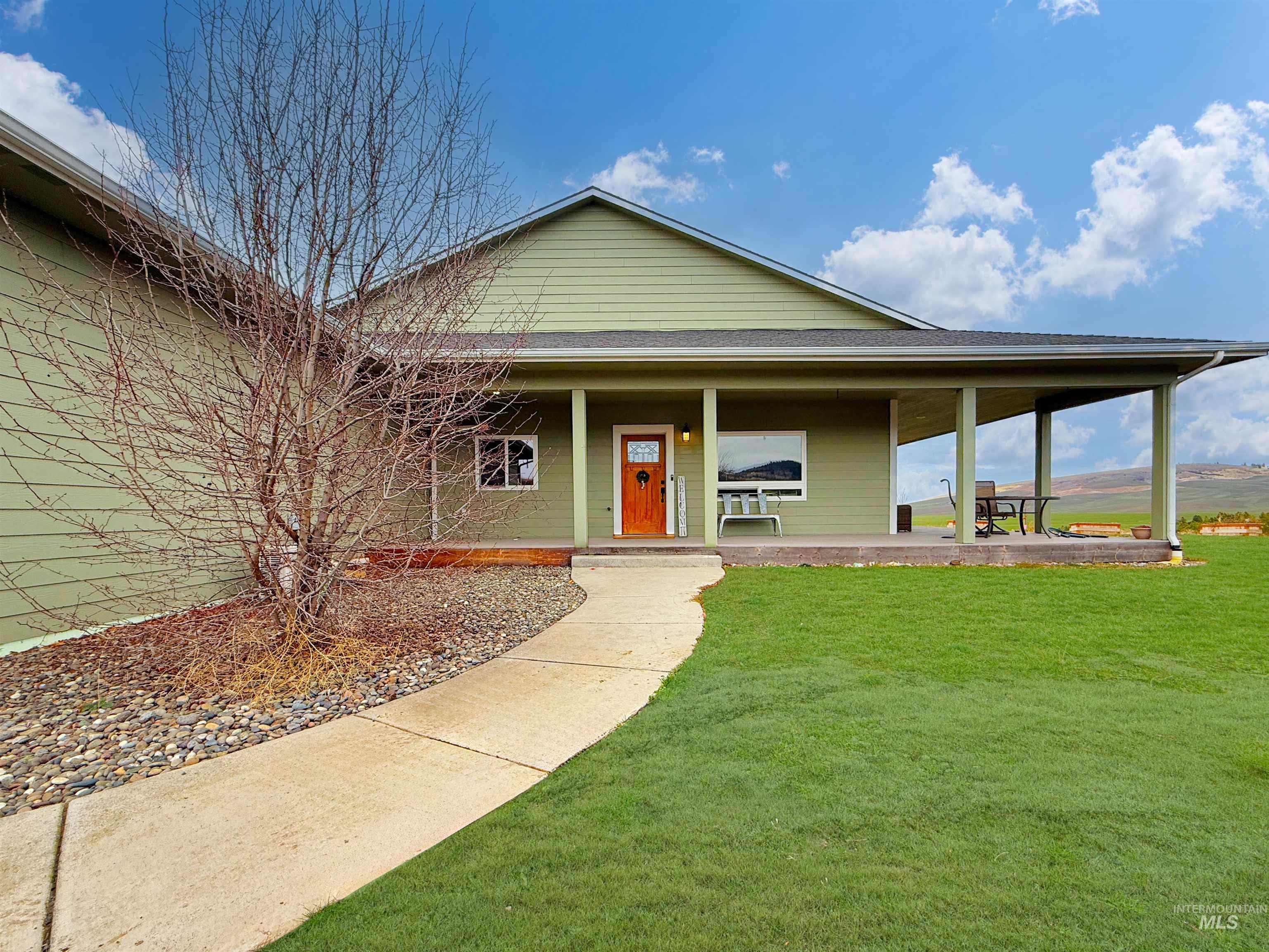 1030 Tempest Lane, Viola, Idaho 83872, 3 Bedrooms, 2 Bathrooms, Residential For Sale, Price $925,000,MLS 98968830