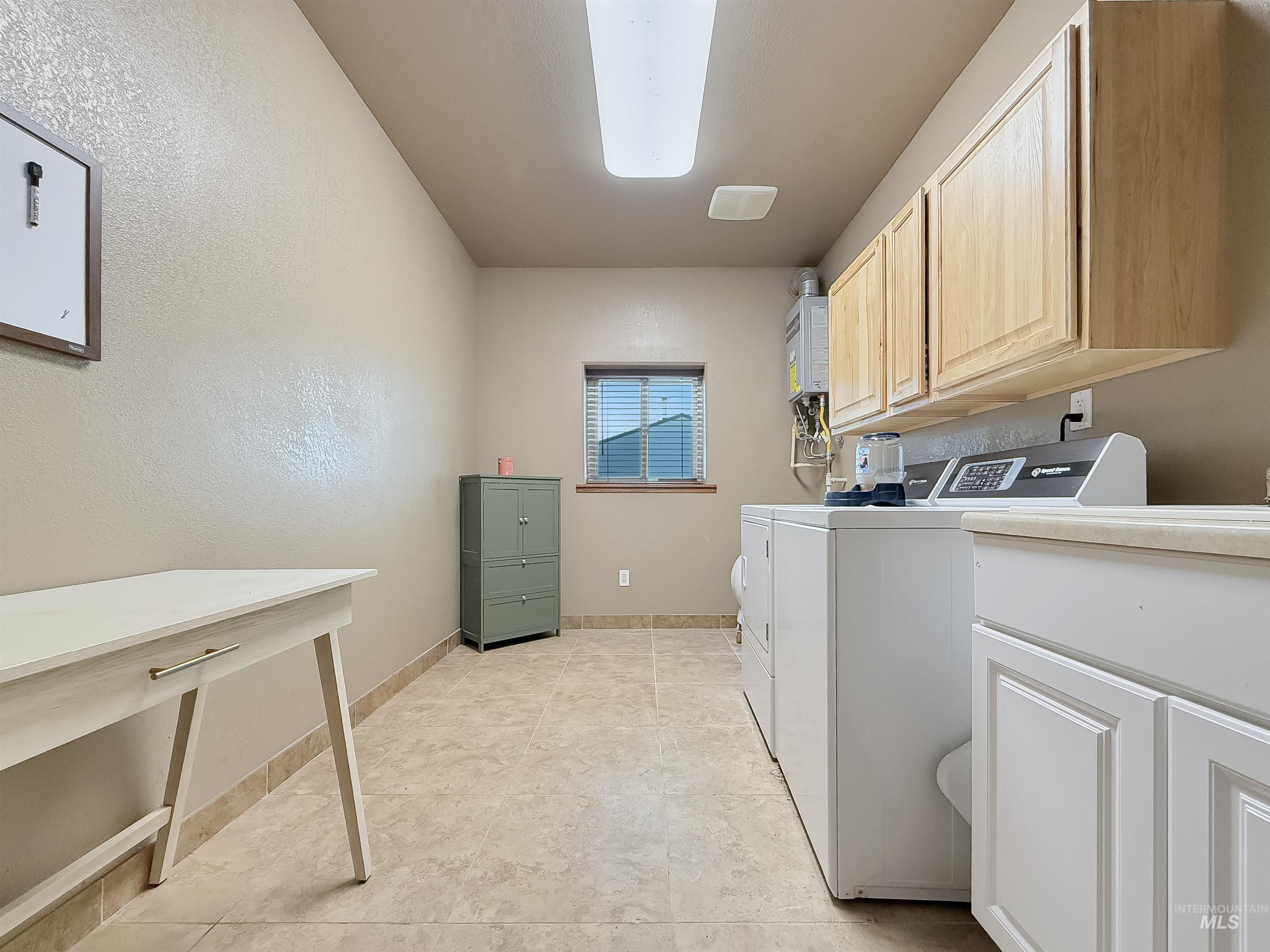 1030 Tempest Lane, Viola, Idaho 83872, 3 Bedrooms, 2 Bathrooms, Residential For Sale, Price $925,000,MLS 98968830