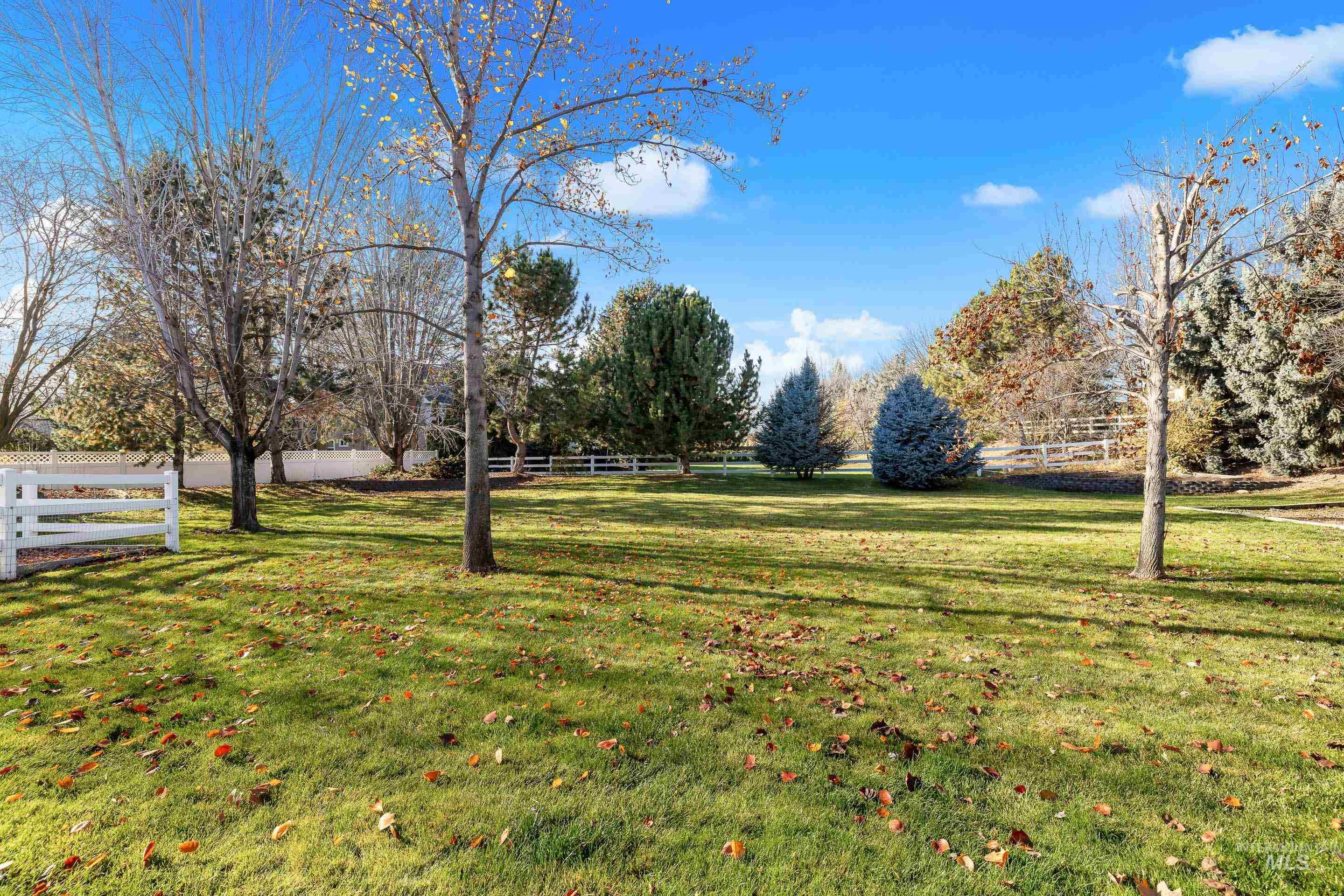 1197 N Cove Colony Way, Eagle, Idaho 83616, 4 Bedrooms, 3.5 Bathrooms, Residential For Sale, Price $1,150,000,MLS 98968833