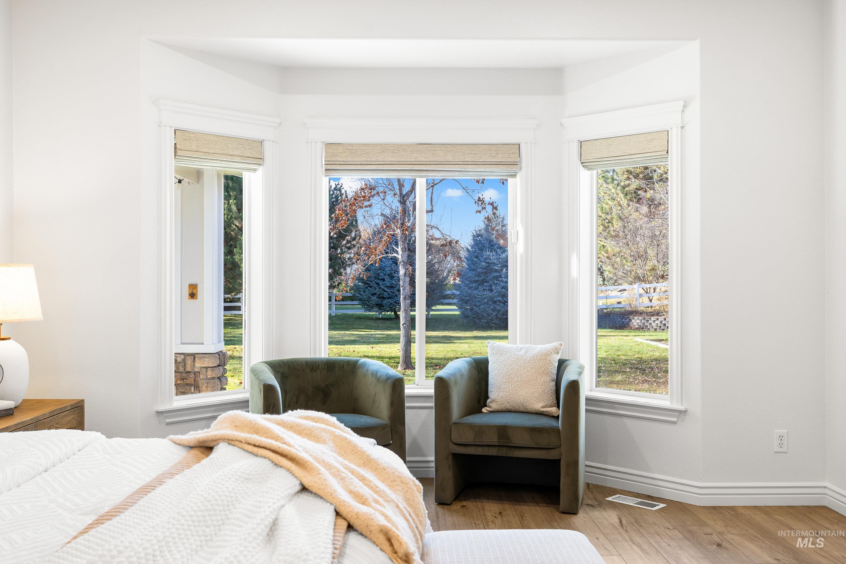 1197 N Cove Colony Way, Eagle, Idaho 83616, 4 Bedrooms, 3.5 Bathrooms, Residential For Sale, Price $1,175,000,MLS 98968833