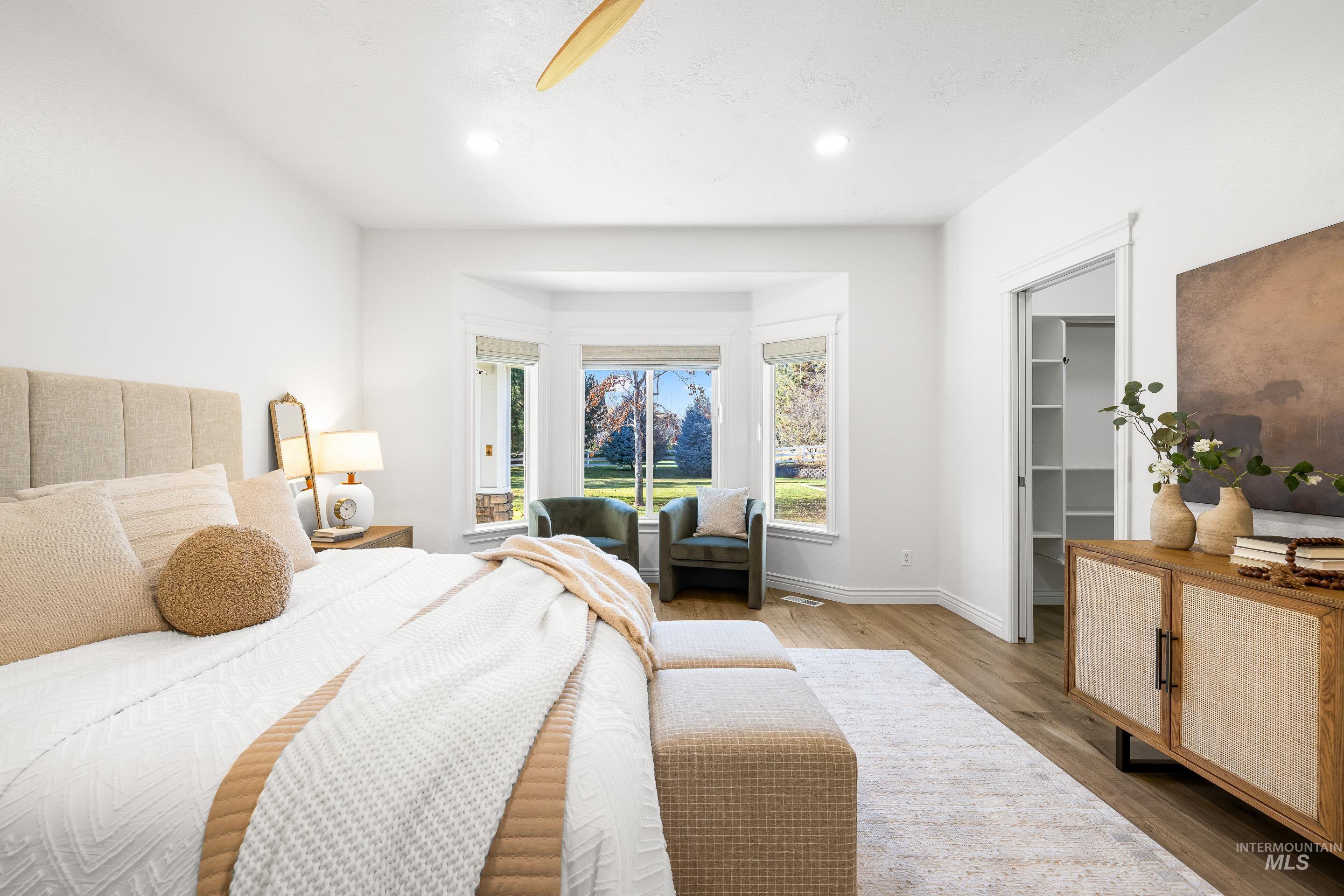 1197 N Cove Colony Way, Eagle, Idaho 83616, 4 Bedrooms, 3.5 Bathrooms, Residential For Sale, Price $1,150,000,MLS 98968833