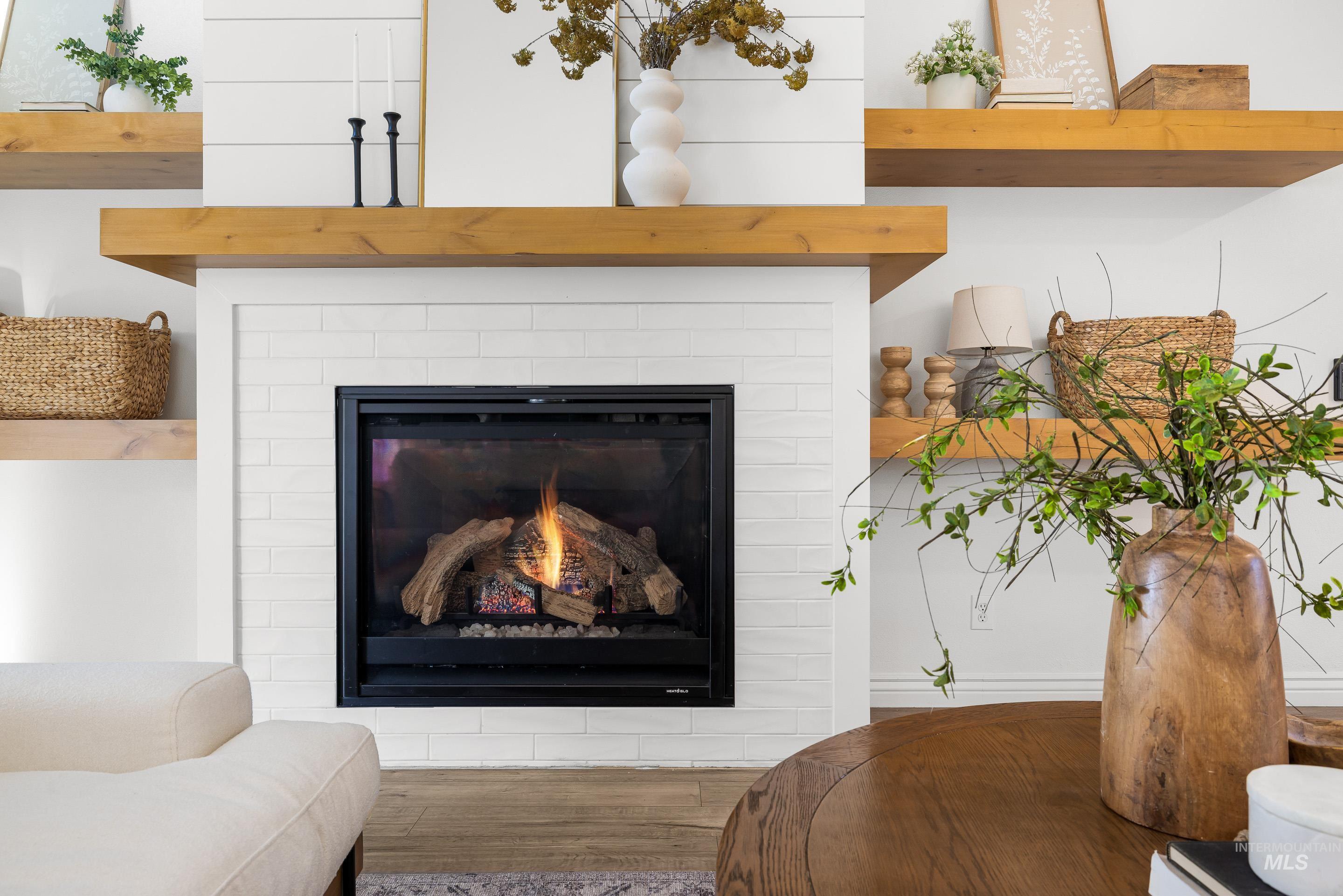 1197 N Cove Colony Way, Eagle, Idaho 83616, 4 Bedrooms, 3.5 Bathrooms, Residential For Sale, Price $1,175,000,MLS 98968833