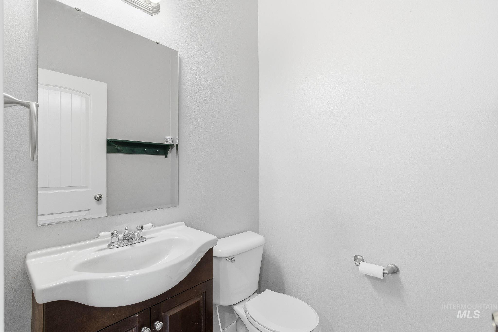 2520 Summercrest St, Caldwell, Idaho 83607, 4 Bedrooms, 2.5 Bathrooms, Residential For Sale, Price $430,000,MLS 98968846