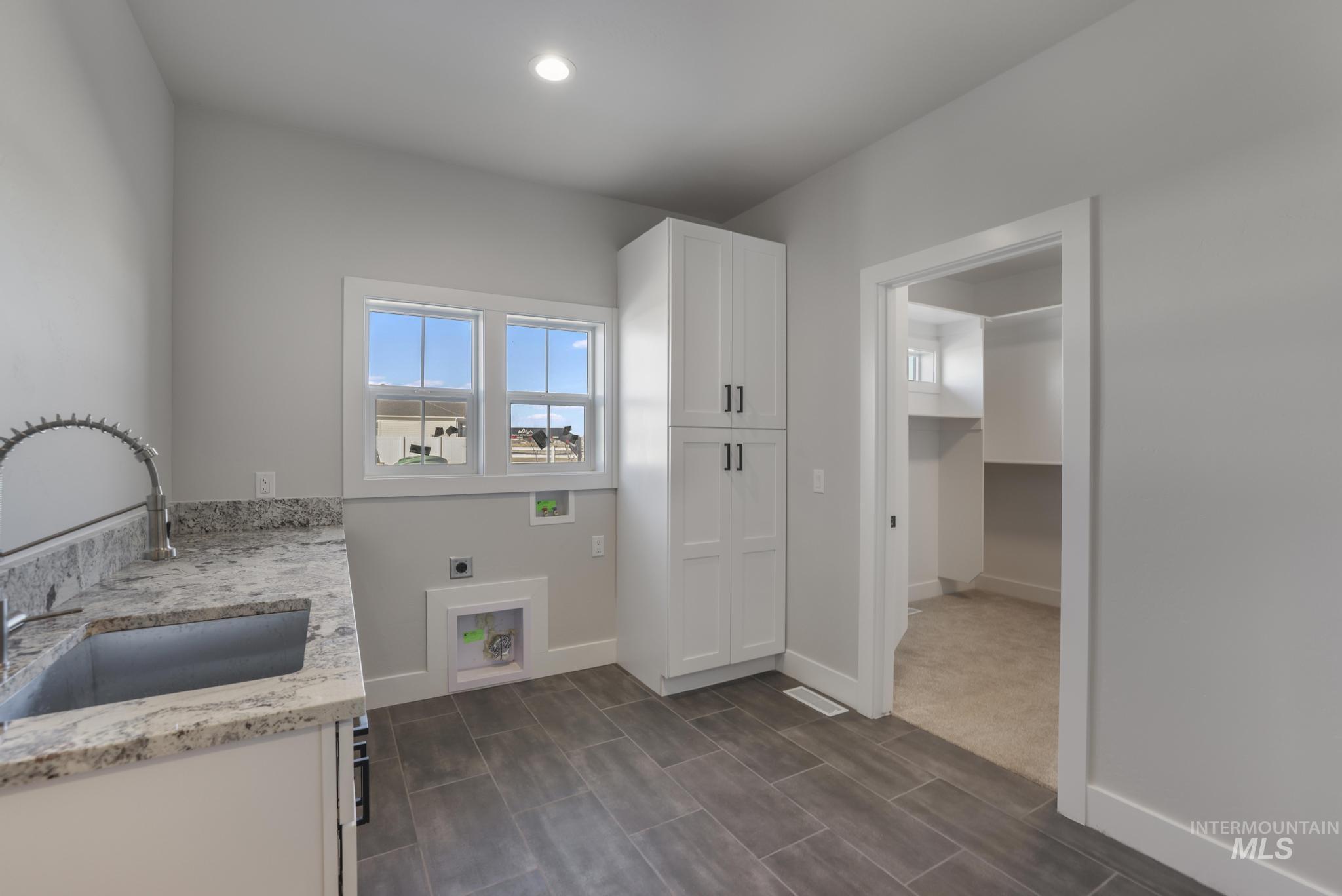 262 Ferdinand Circle, Burley, Idaho 83318, 4 Bedrooms, 3.5 Bathrooms, Residential For Sale, Price $625,000,MLS 98968847