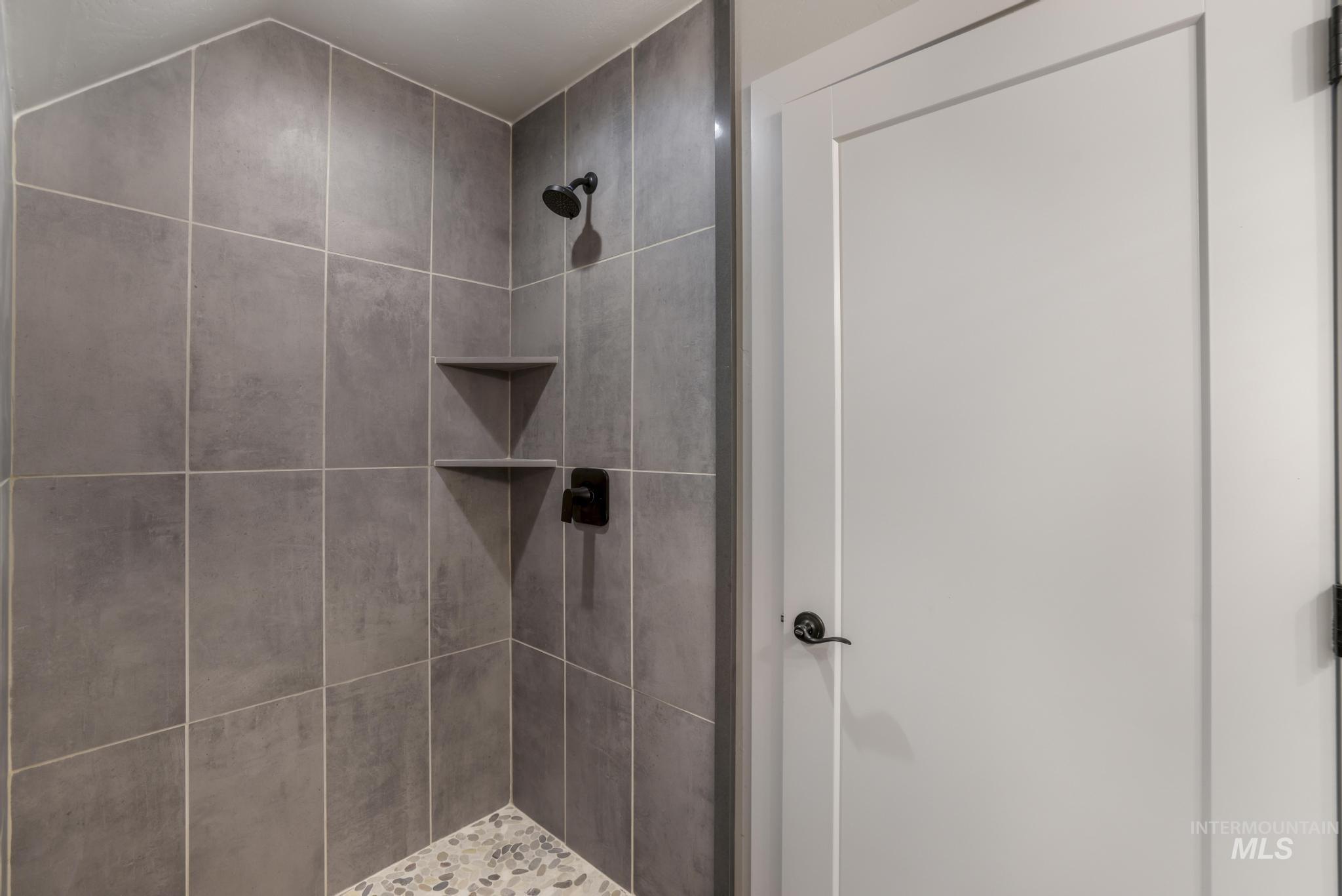 262 Ferdinand Circle, Burley, Idaho 83318, 4 Bedrooms, 3.5 Bathrooms, Residential For Sale, Price $625,000,MLS 98968847