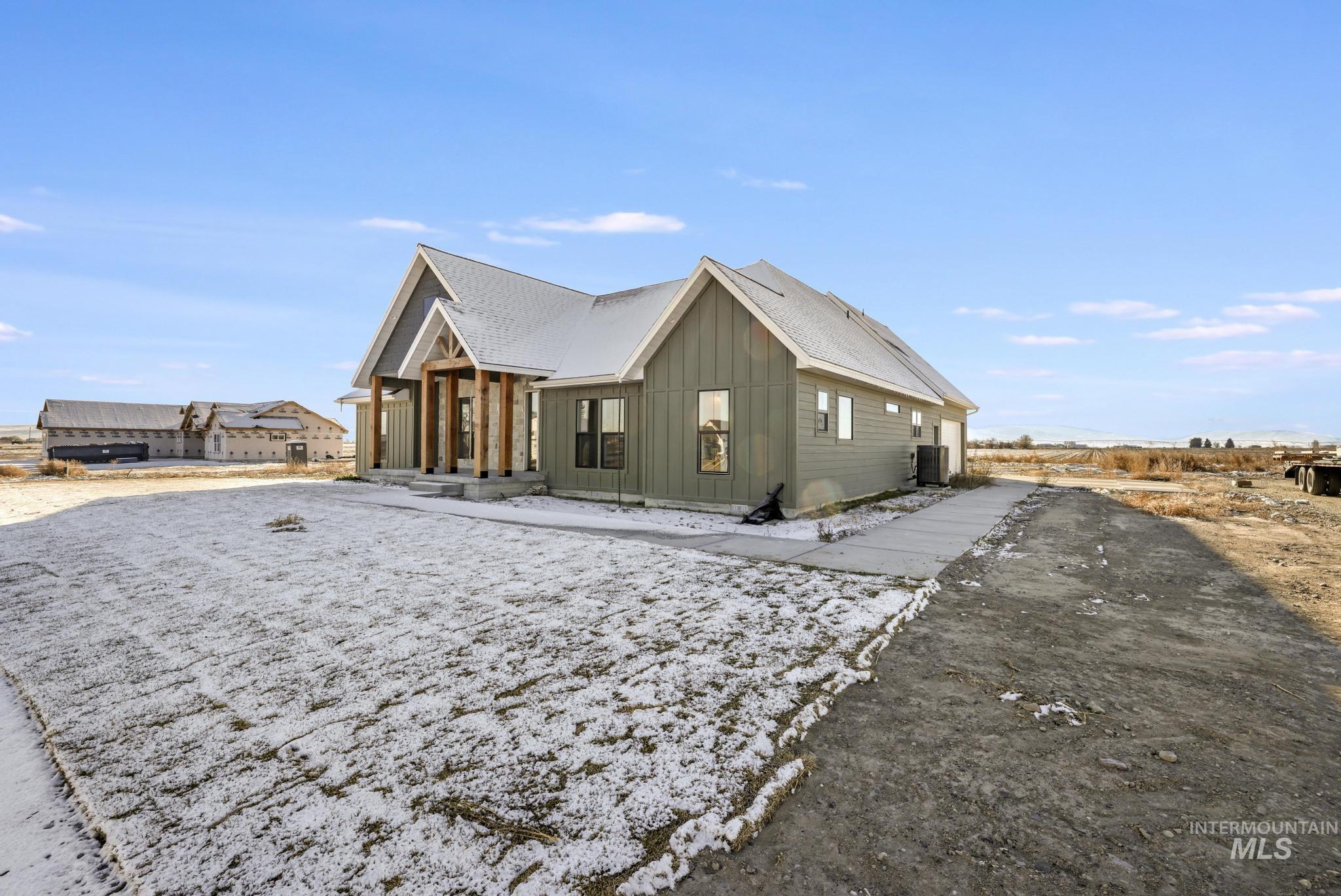 262 Ferdinand Circle, Burley, Idaho 83318, 4 Bedrooms, 3.5 Bathrooms, Residential For Sale, Price $625,000,MLS 98968847