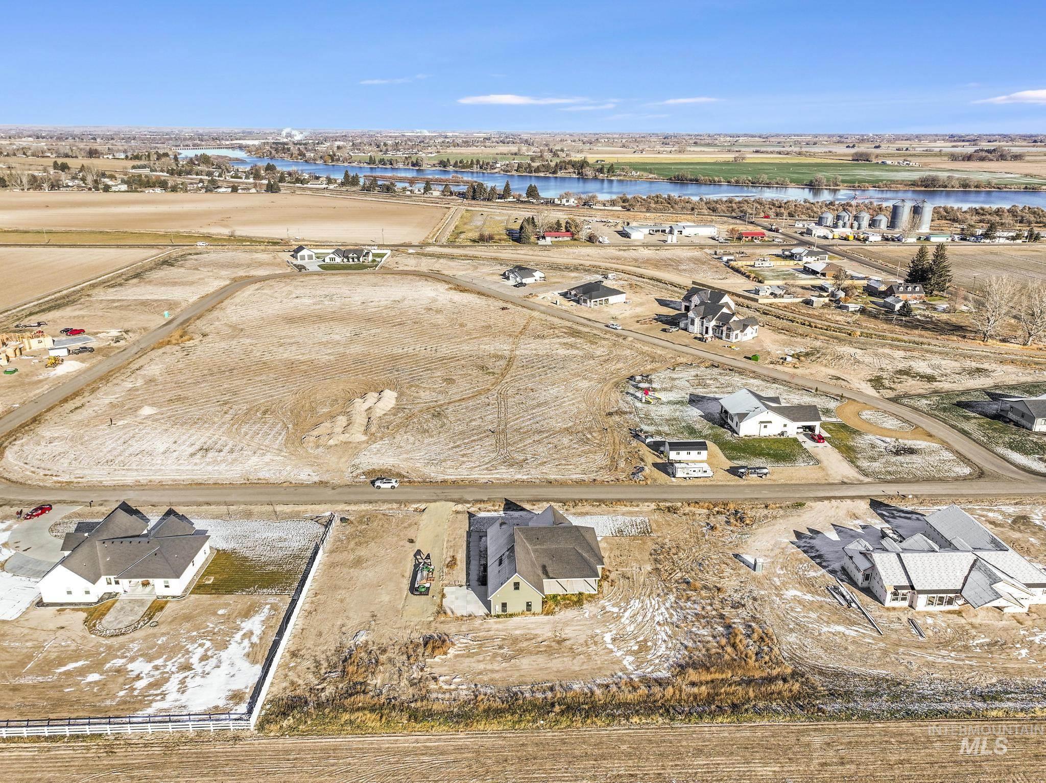 262 Ferdinand Circle, Burley, Idaho 83318, 4 Bedrooms, 3.5 Bathrooms, Residential For Sale, Price $625,000,MLS 98968847