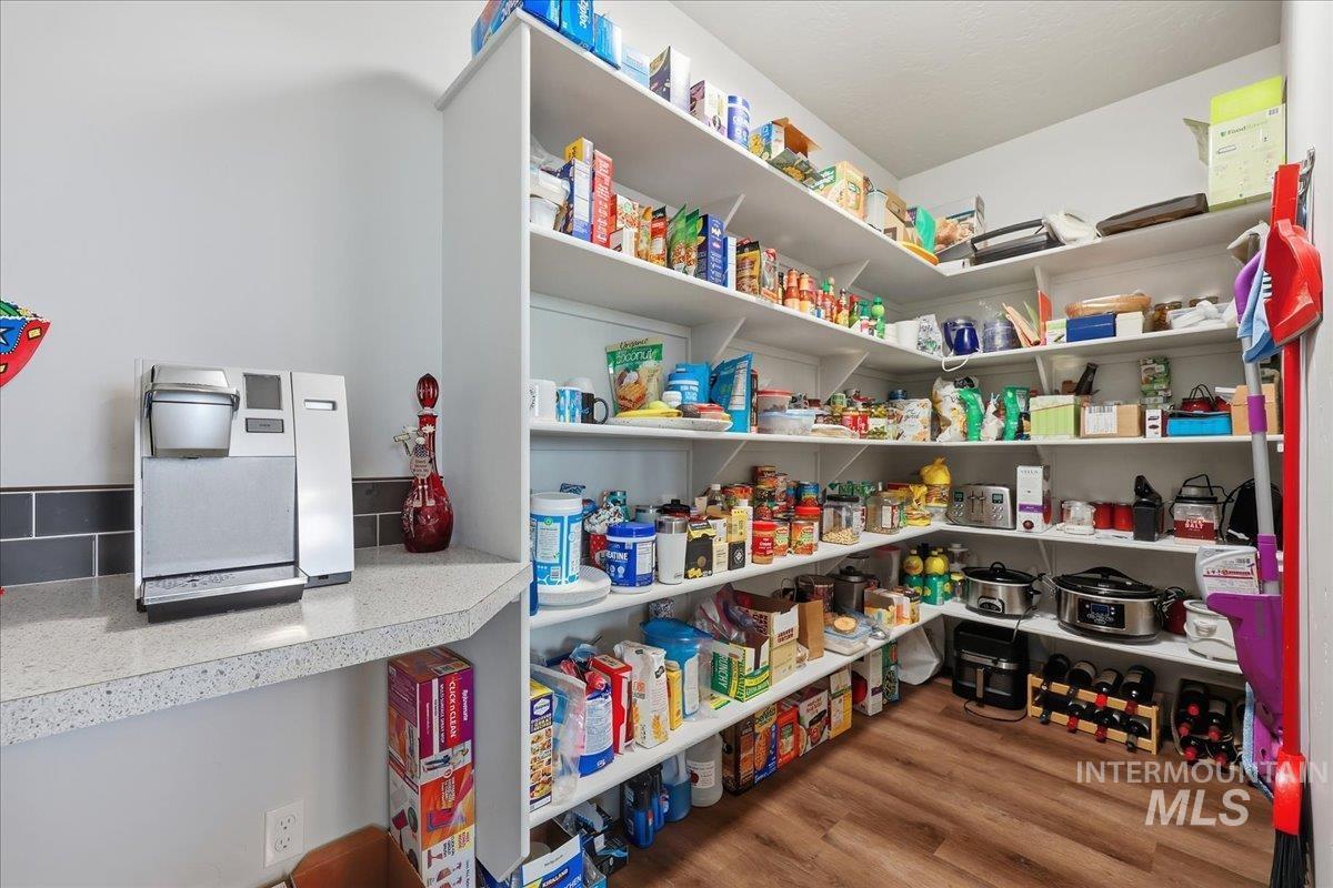 444 Blacksmith Ave, Fruitland, Idaho 83619, 3 Bedrooms, 2 Bathrooms, Residential For Sale, Price $480,000,MLS 98968867